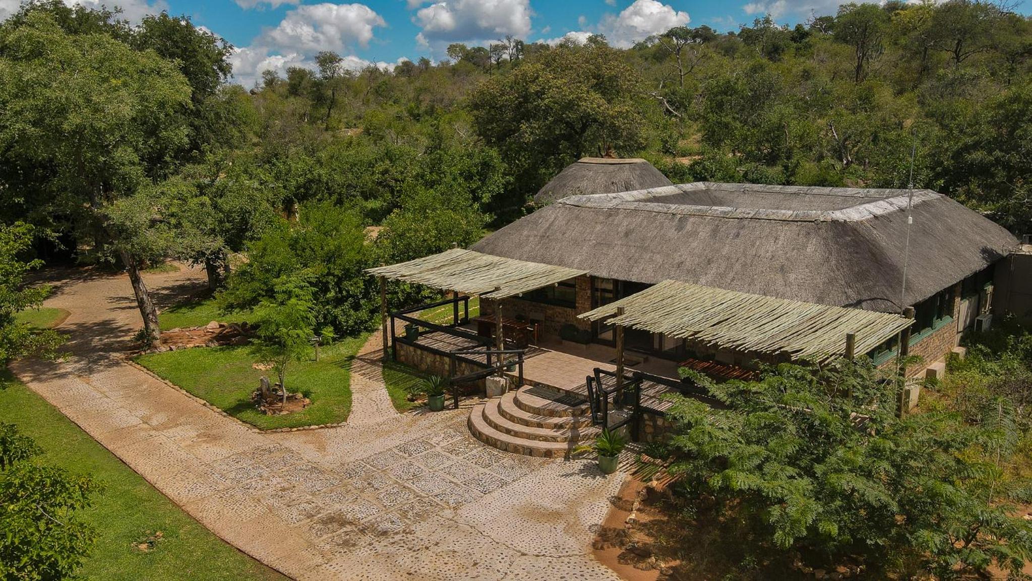 Baluleni Safari Lodge
