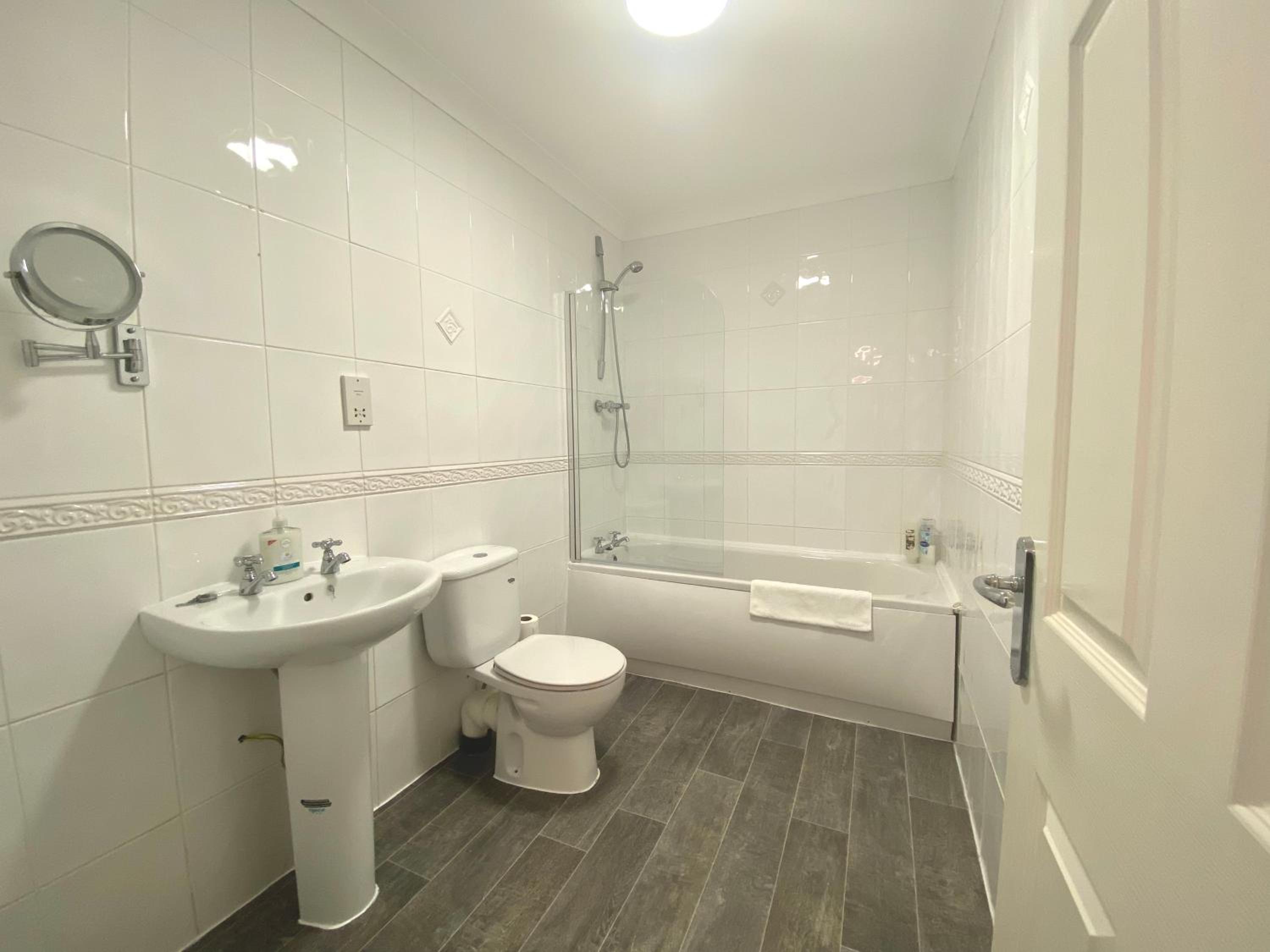 Fabrik Apartments - Harrowside by Blackpool Service Apartements