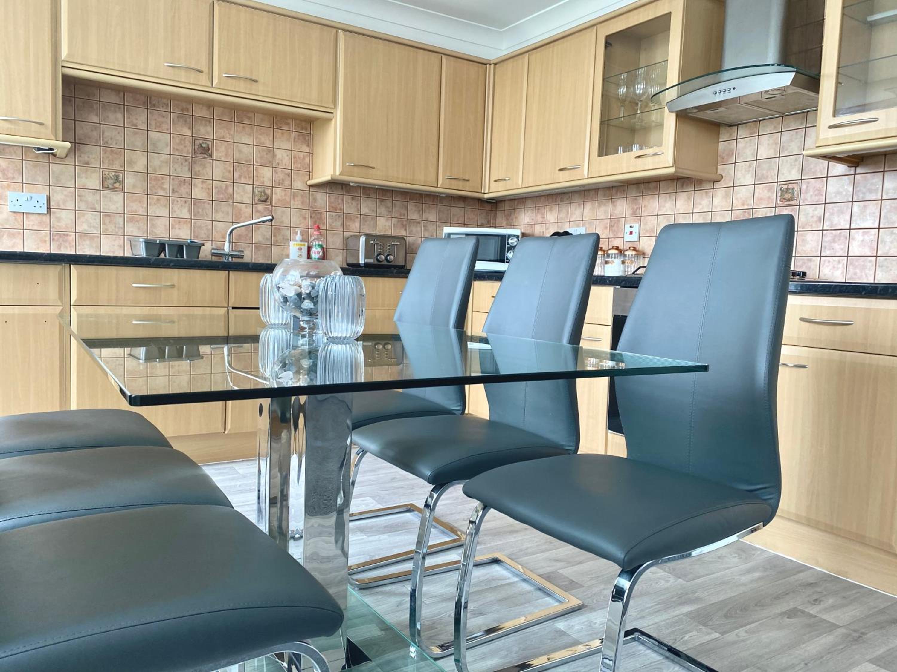 Fabrik Apartments - Harrowside by Blackpool Service Apartements