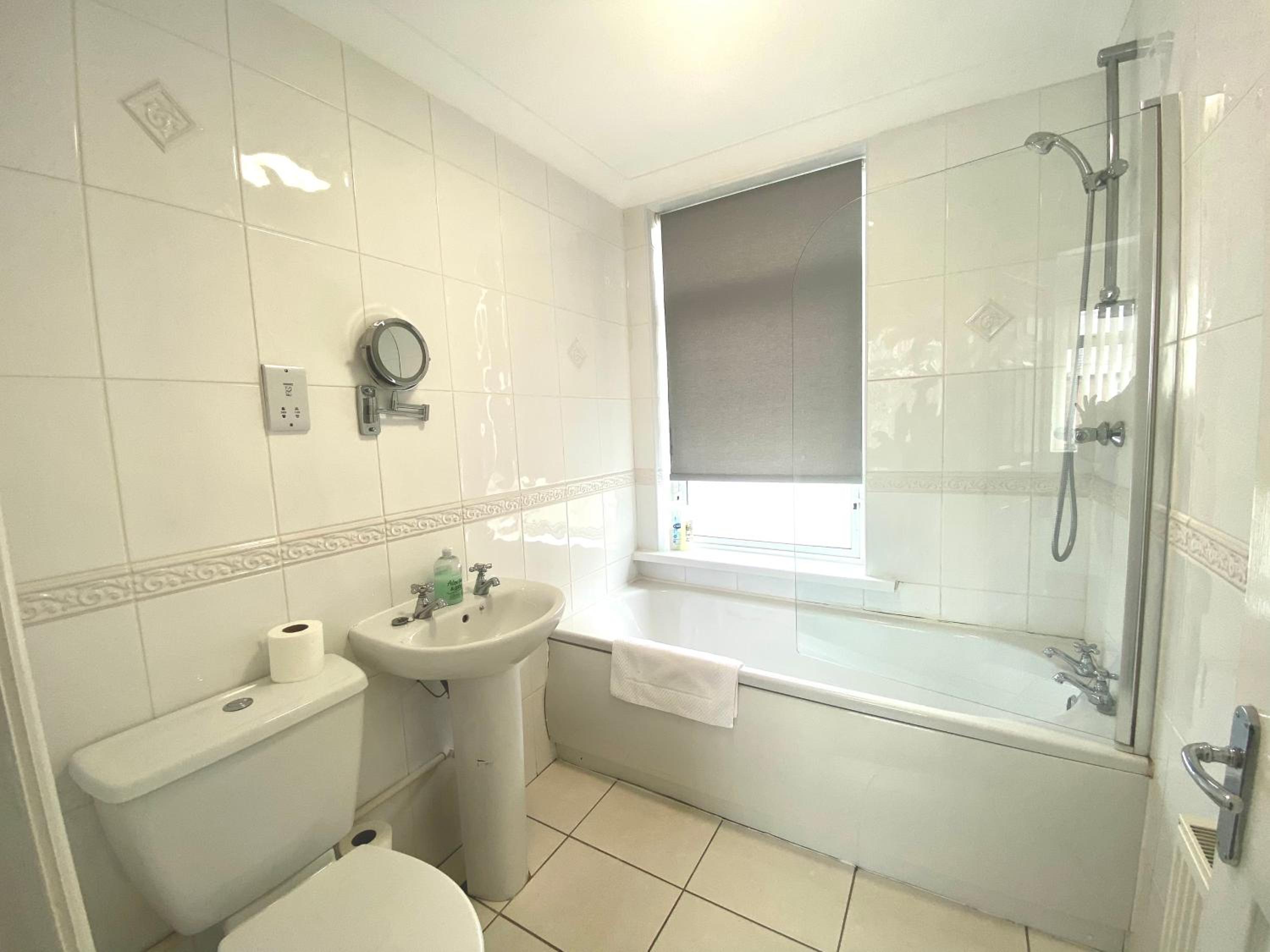 Fabrik Apartments - Harrowside by Blackpool Service Apartements