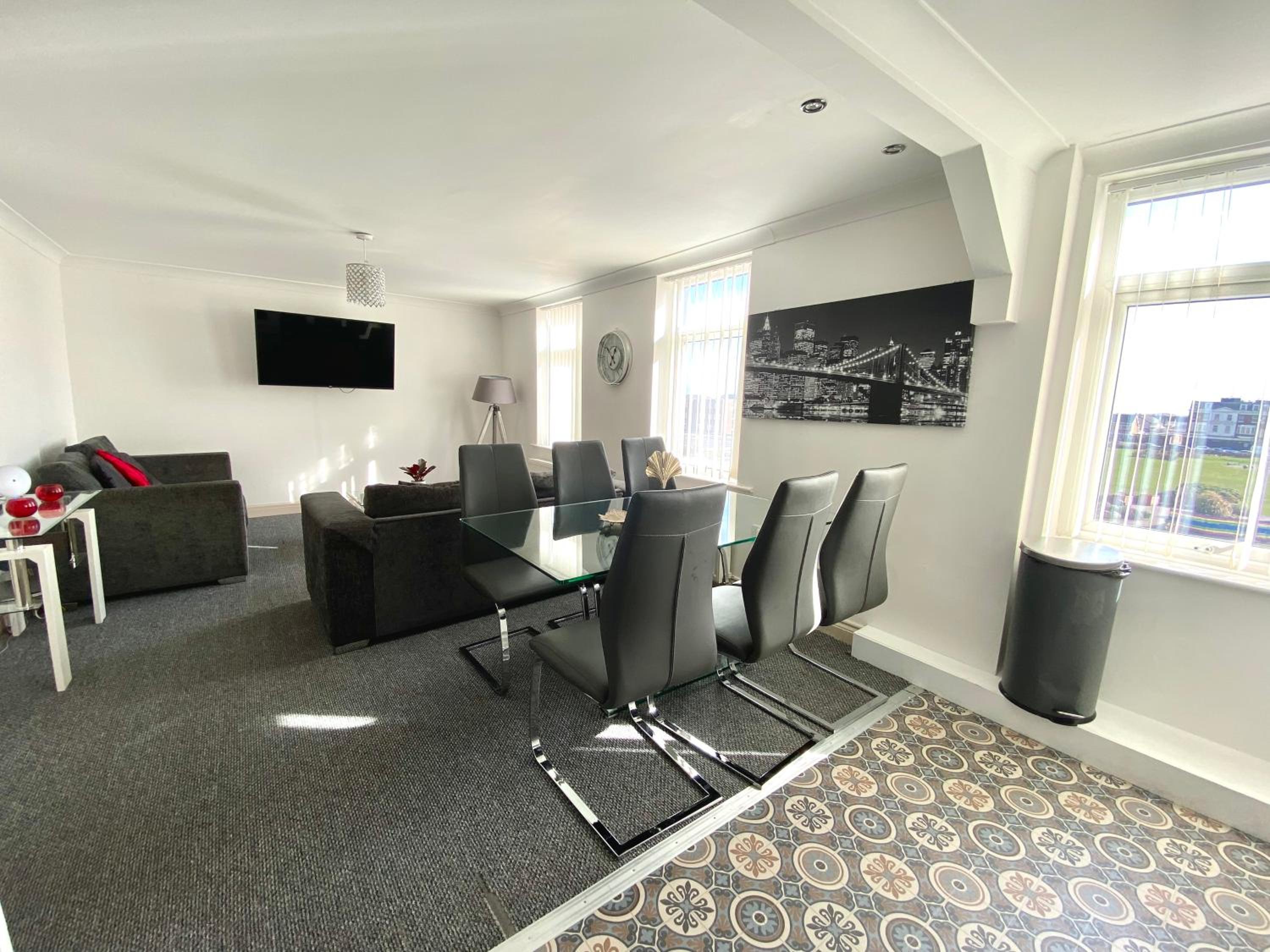 Fabrik Apartments - Harrowside by Blackpool Service Apartements