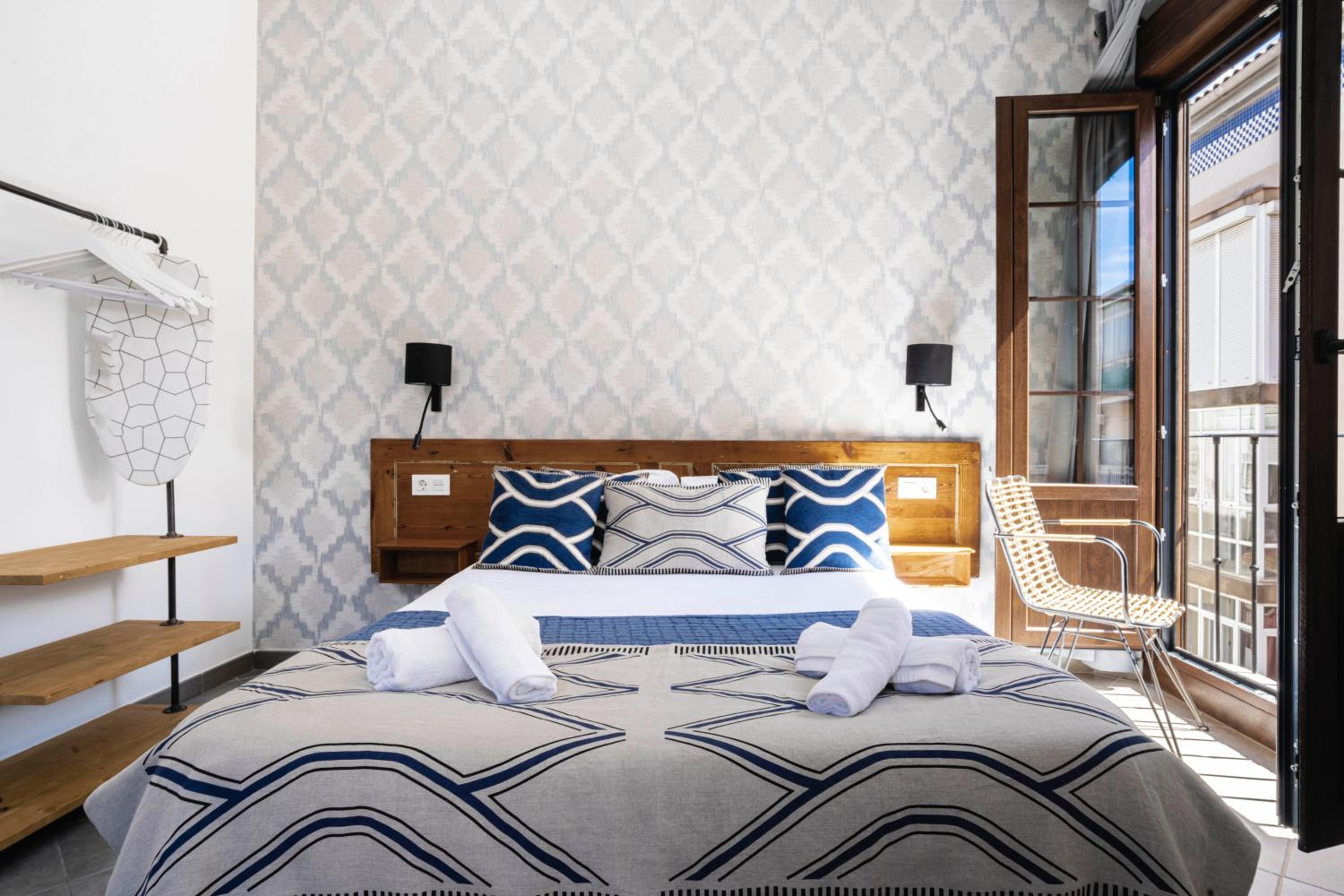 Edificio Conde 7- Plaza de la Merced by Málaga Planners