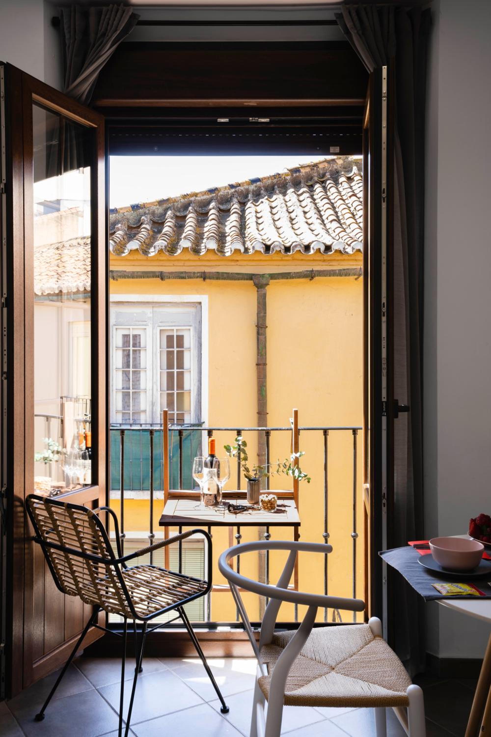 Edificio Conde 7- Plaza de la Merced by Málaga Planners