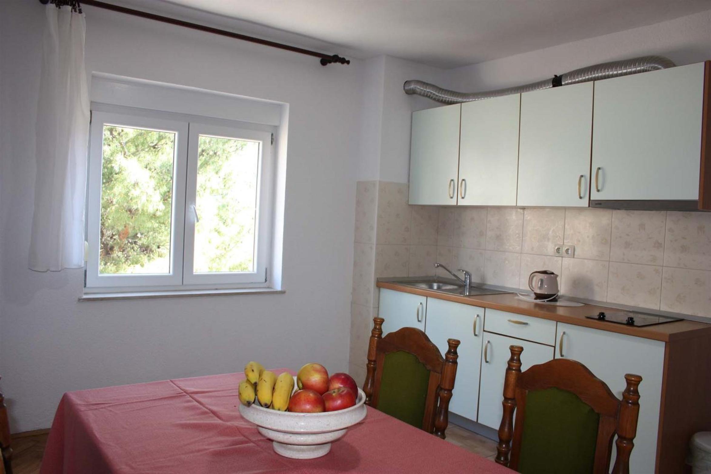 Apartments Iko Nemira