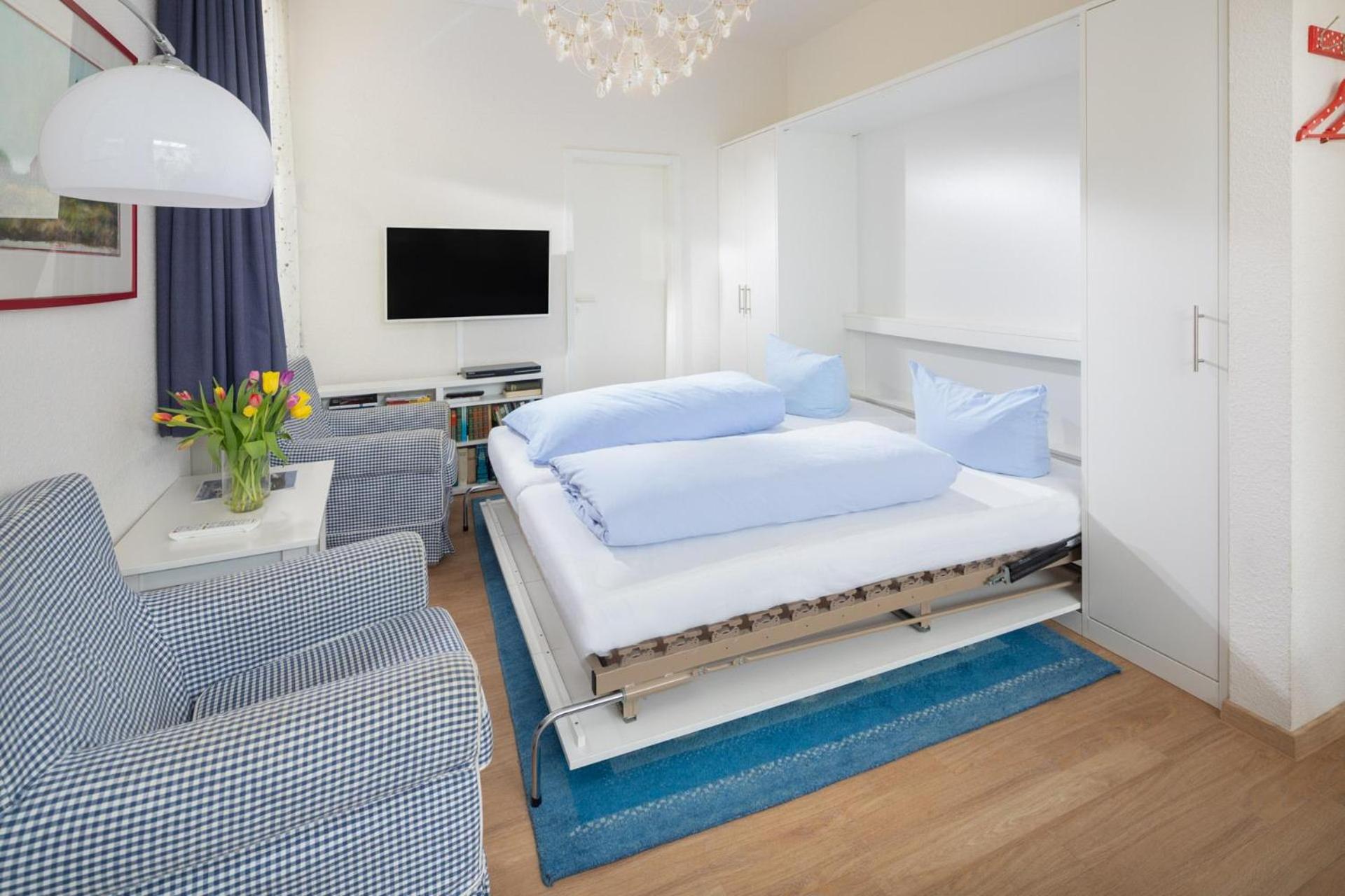 Ahlers en Norderney — hotel room