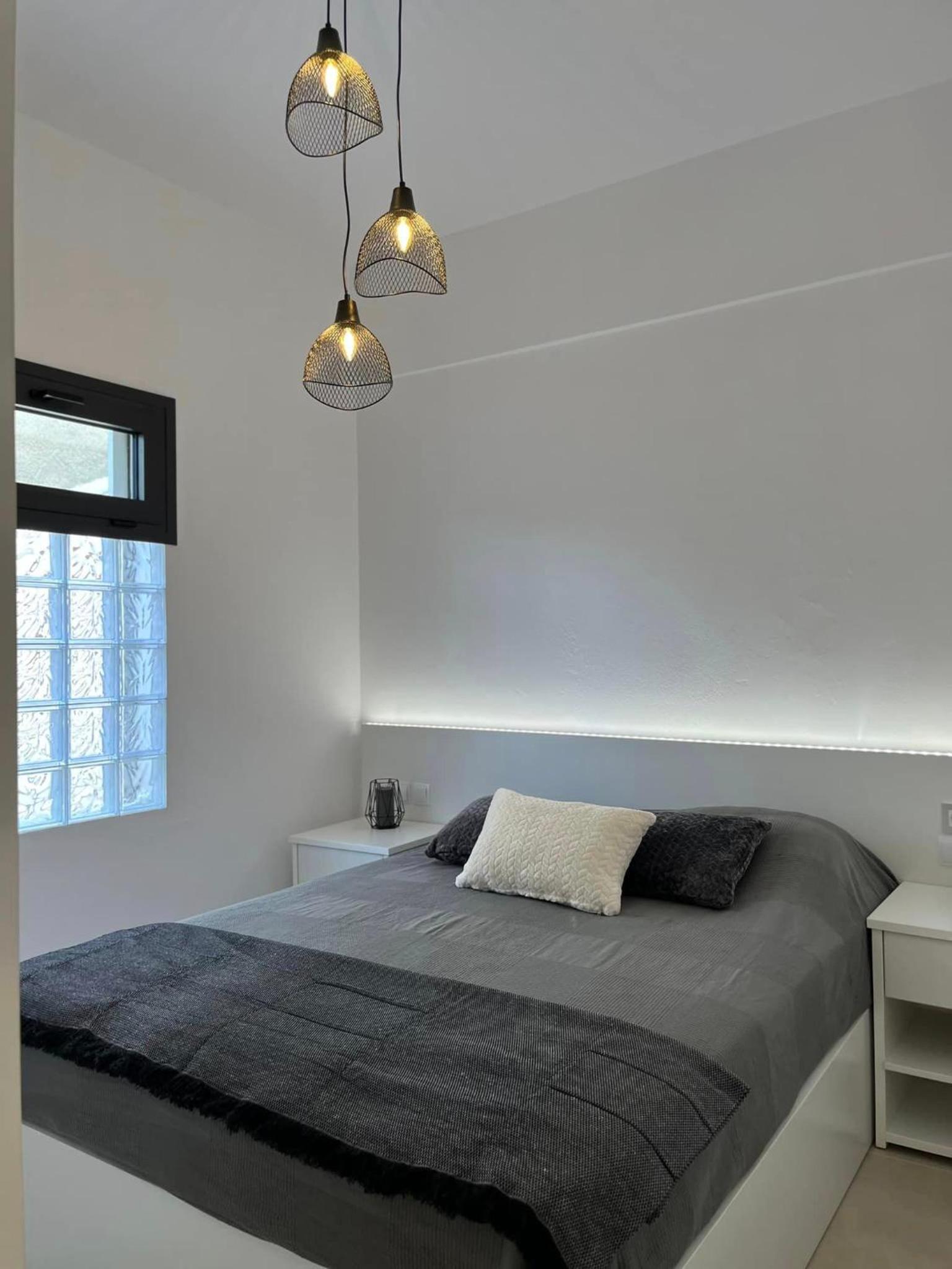 Helios Stays - Sisi Private Apartments