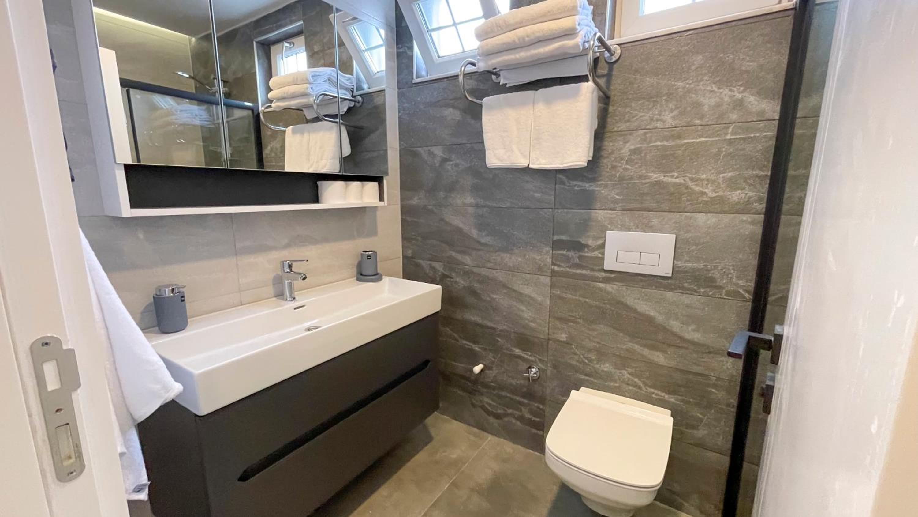 A old town - Image 13