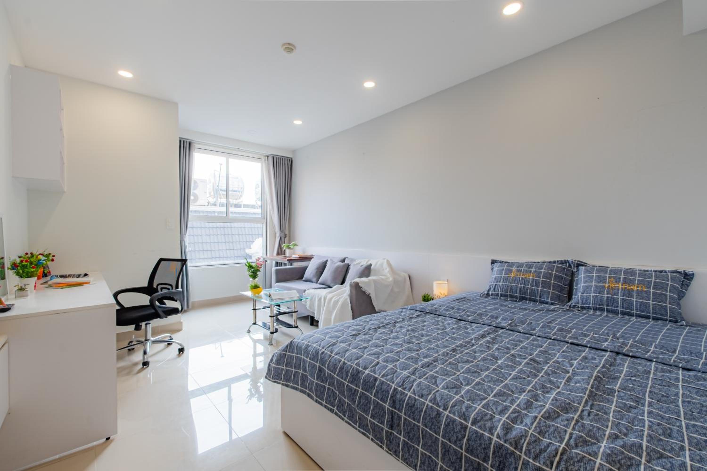 Orchard Park View Apartment-5 minutes from Airport