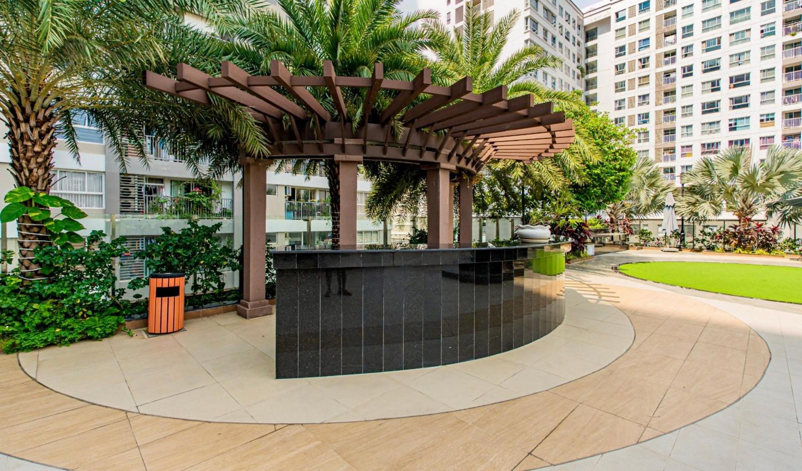 Orchard Park View Apartment-5 minutes from Airport
