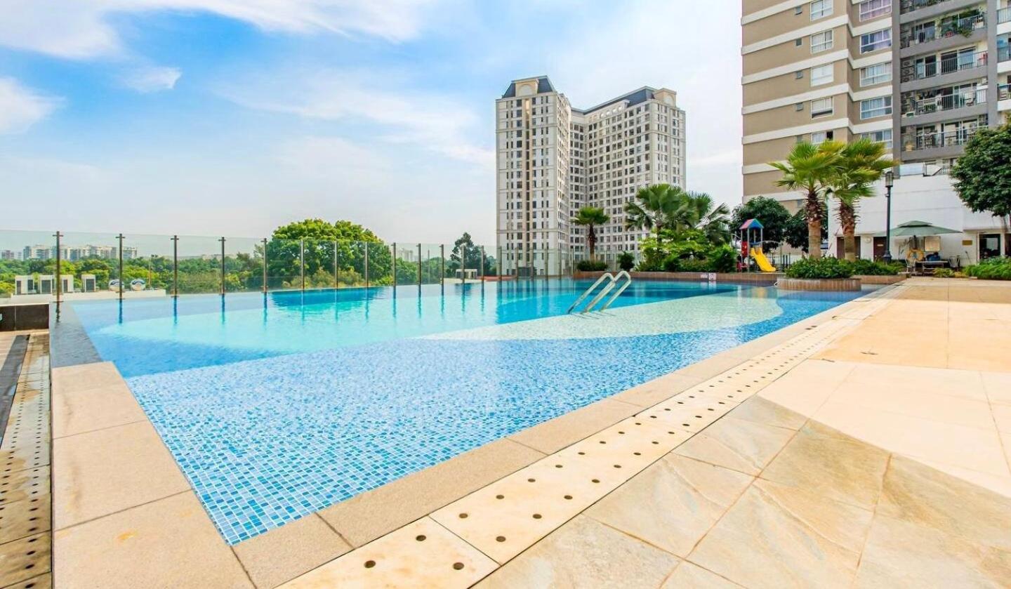 Orchard Park View Apartment-5 minutes from Airport