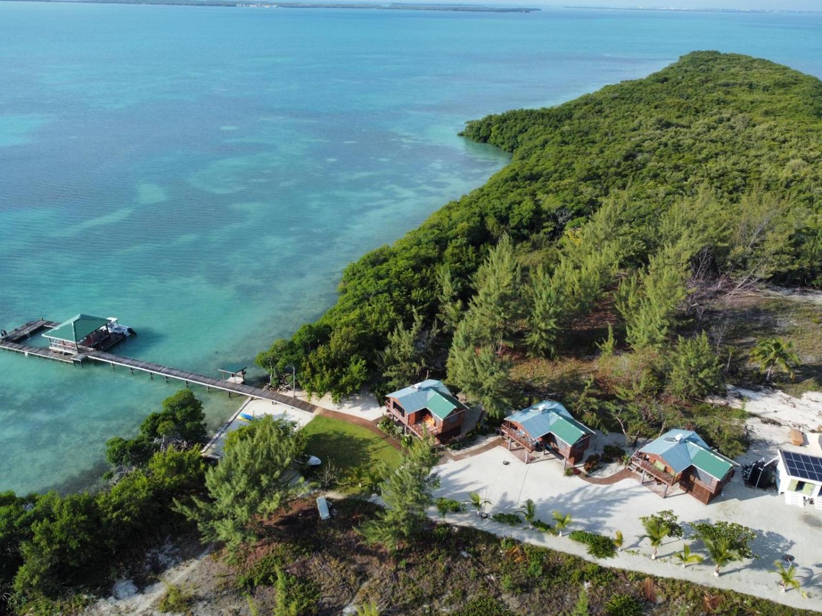 Therapy Cabins - Belize Island Experience