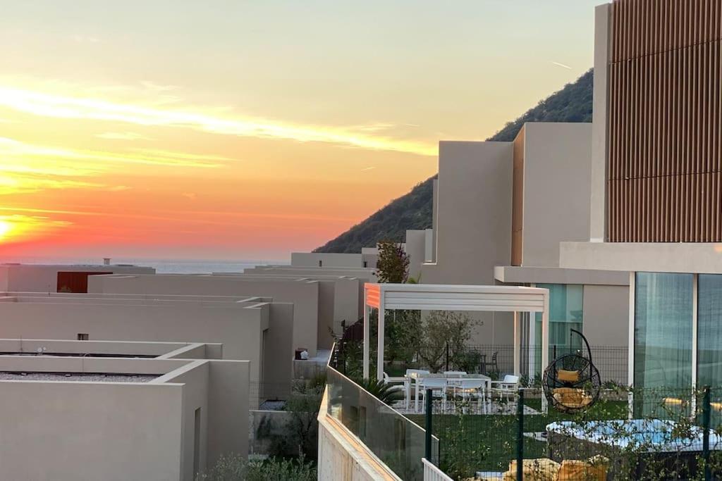Villa Amanté with Jacuzzi - Palasë - Green Coast Resort