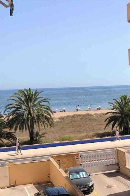 Hotel Vistas al mar a escasos 50 metros - Image 1