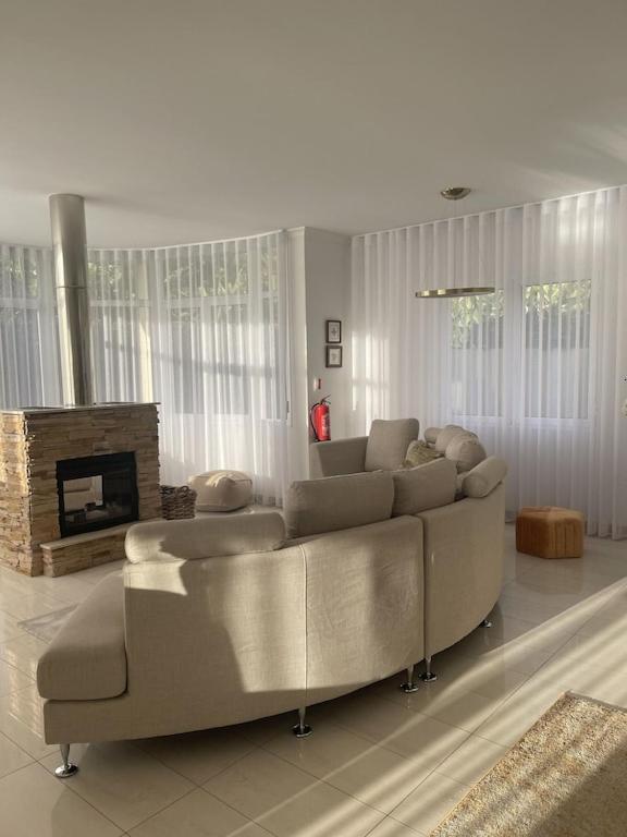 Luxury villa with private heated pool, garden and views of the sea and mountains. view 5