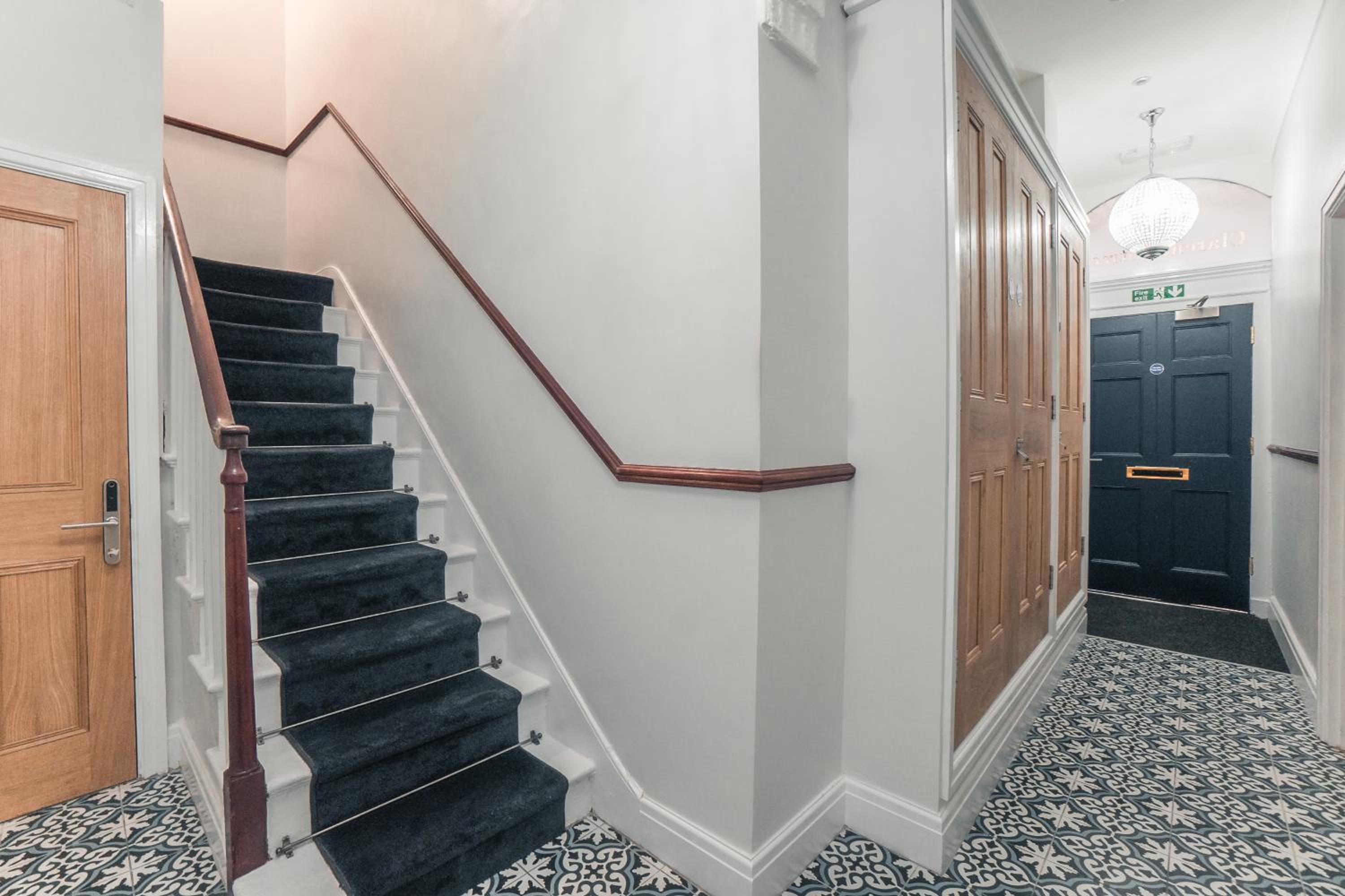 Clarence Street Town House view 4