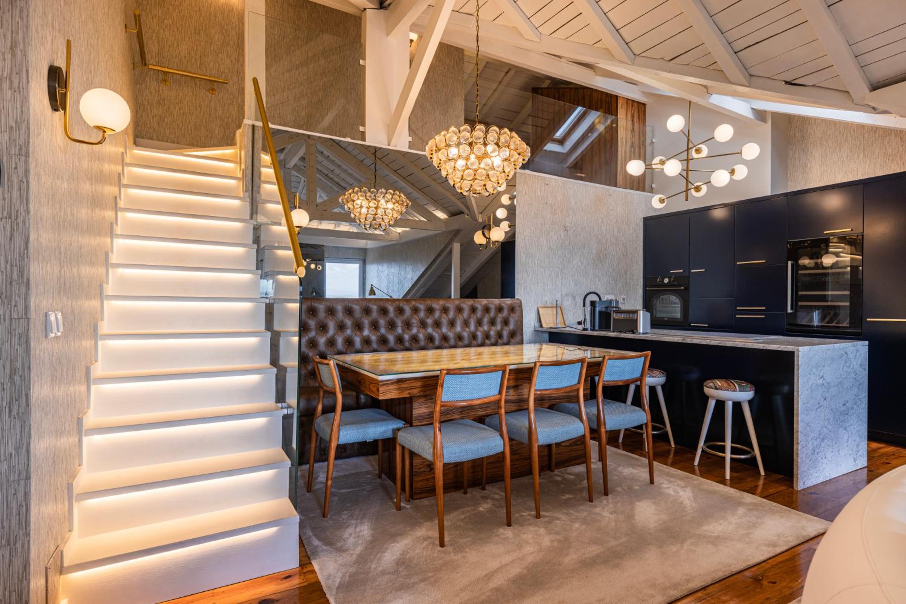 Luxury Duplex W/ River View by LovelyStay view 2