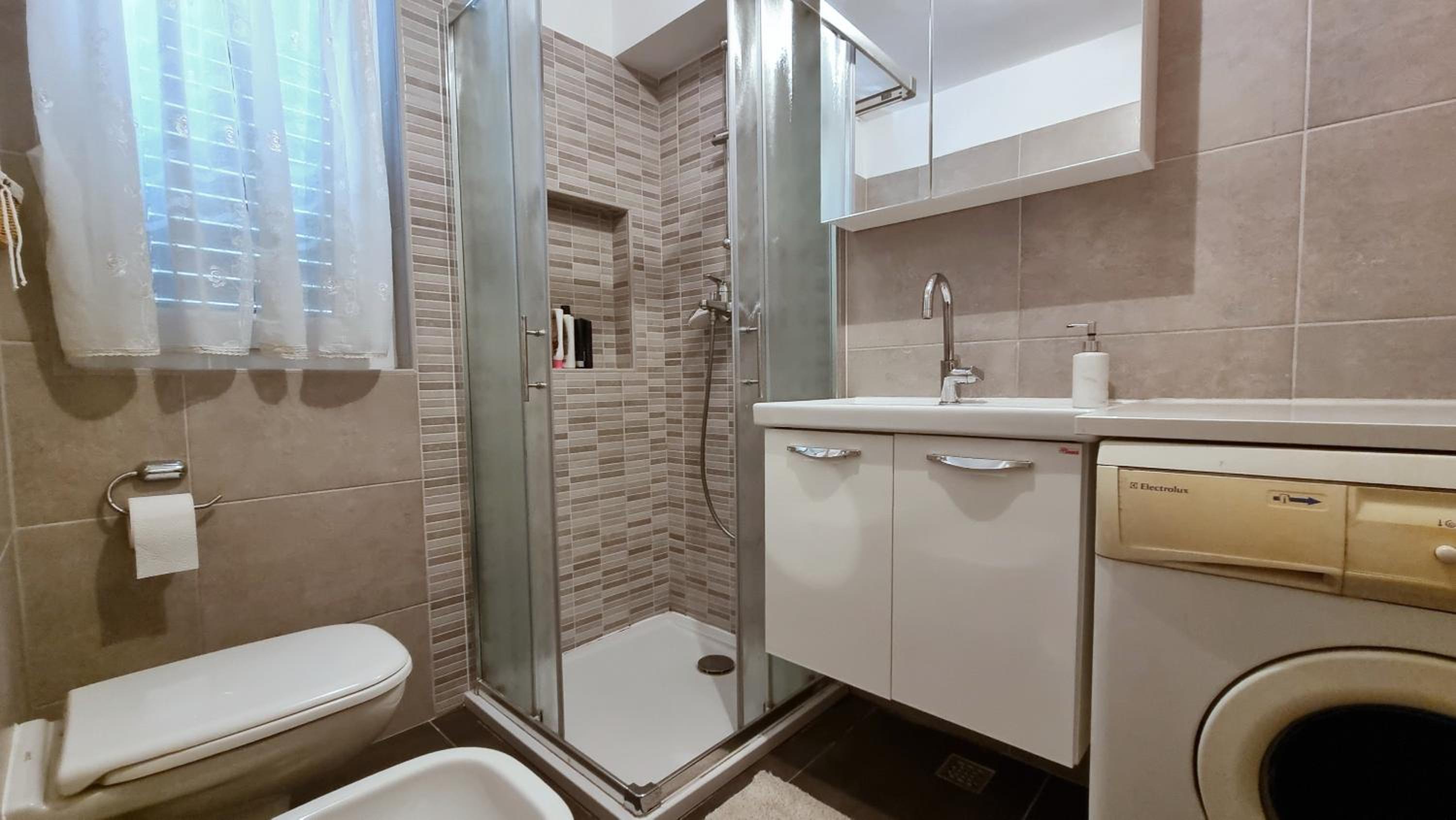 Apartment Tica