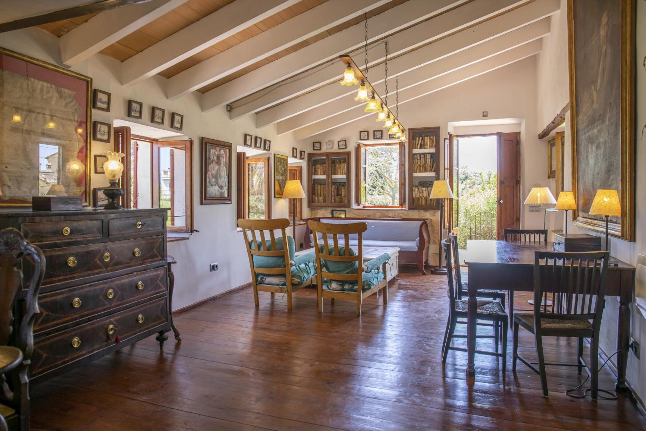 Villa Cas Cosinet by PriorityVillas