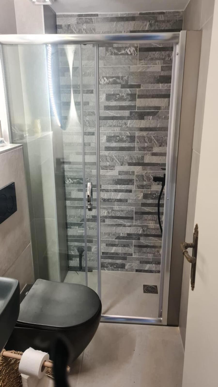 Helios Stays - Sisi Private Apartments