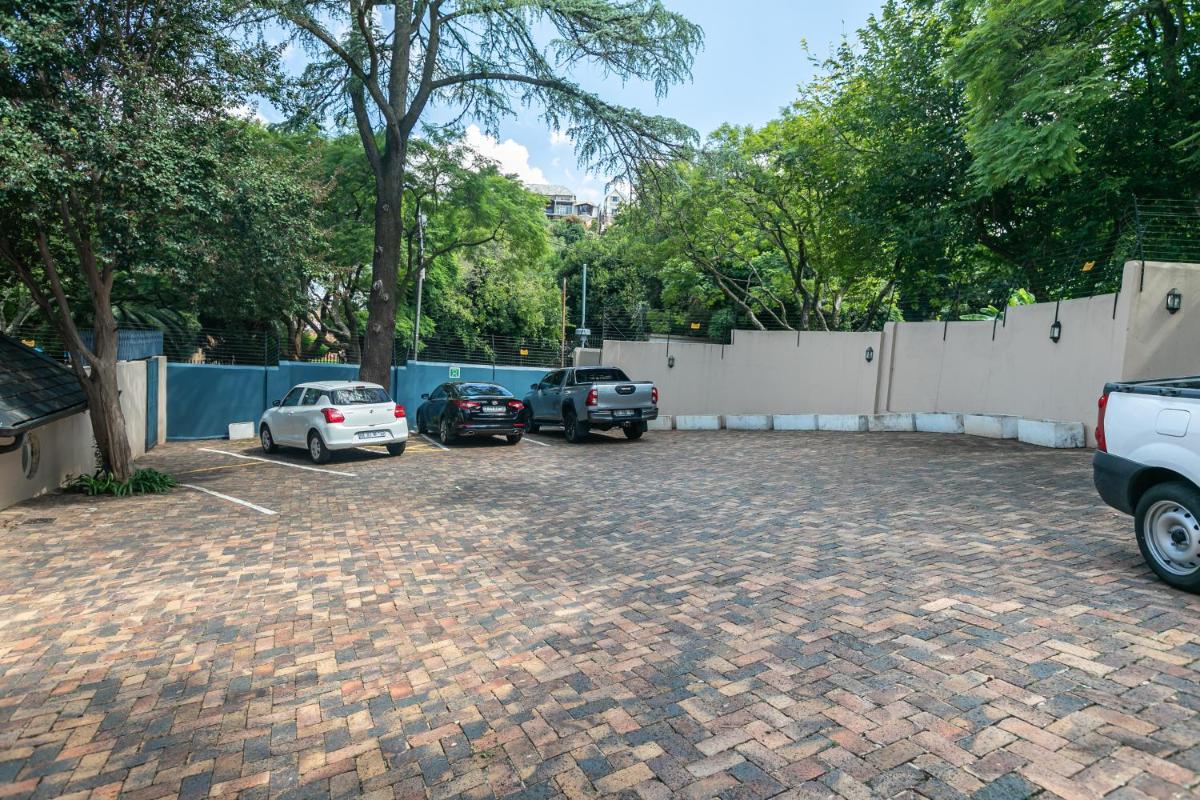 Johannesburg Vacations - Emmarentia Guest House - Property Image 24
