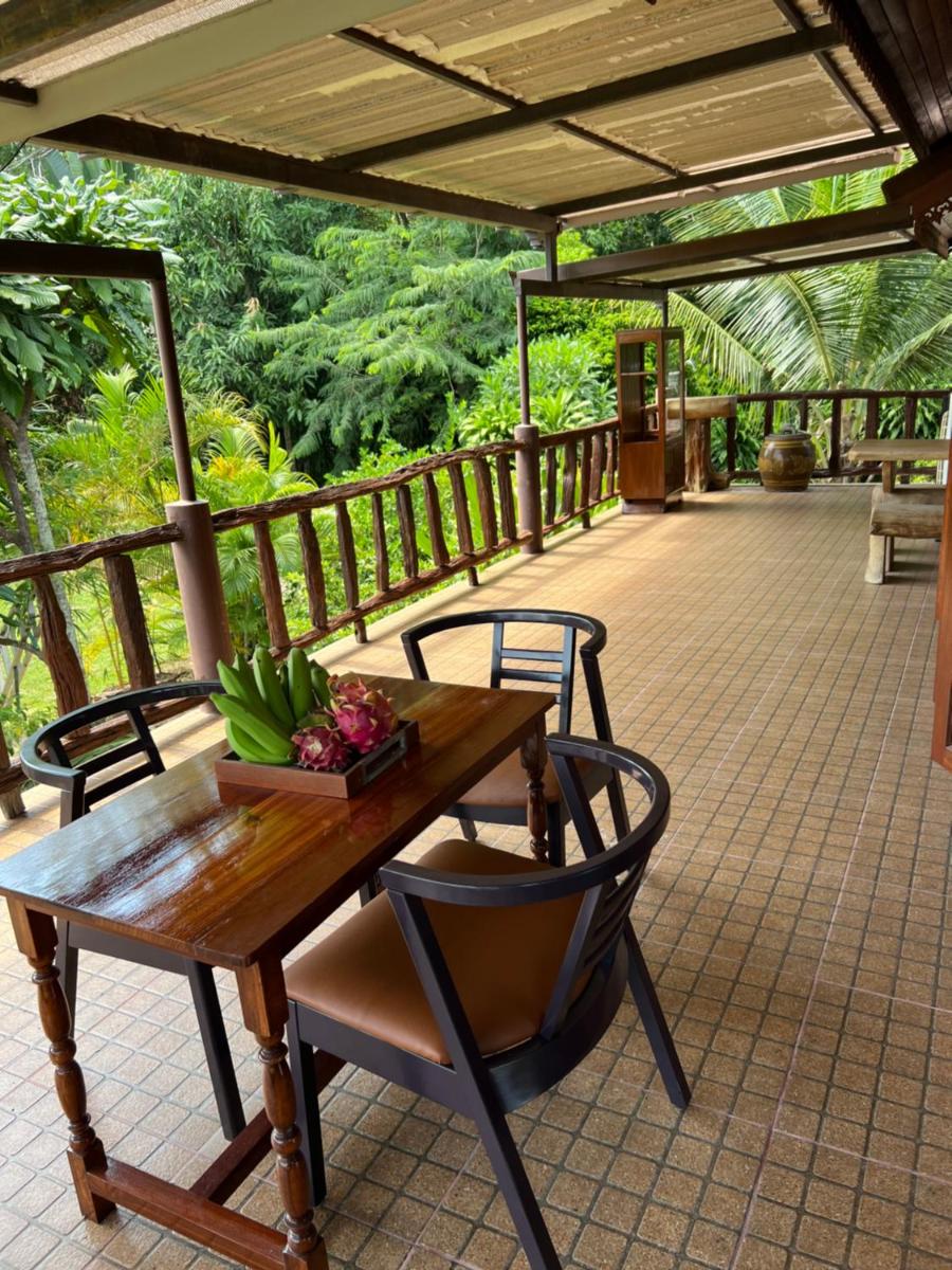 Traditional Thai House near Rayong Beach view 4