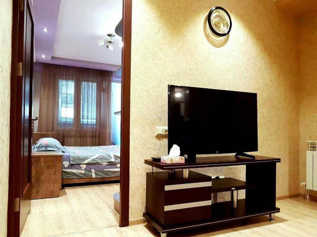 Luxury Apartment next to Opera and Northern Avenue in City Center