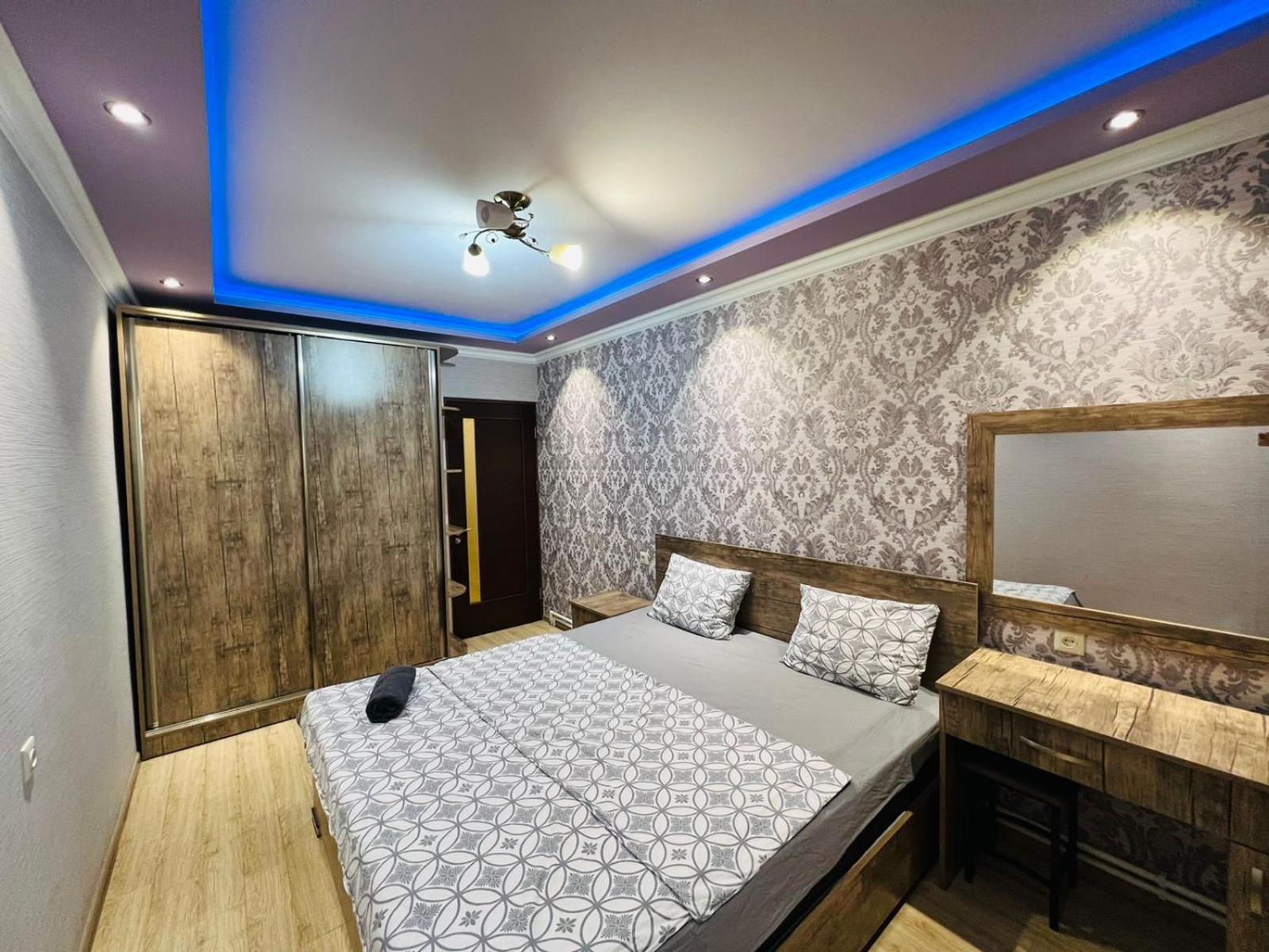 Luxury Apartment next to Opera and Northern Avenue in City Center