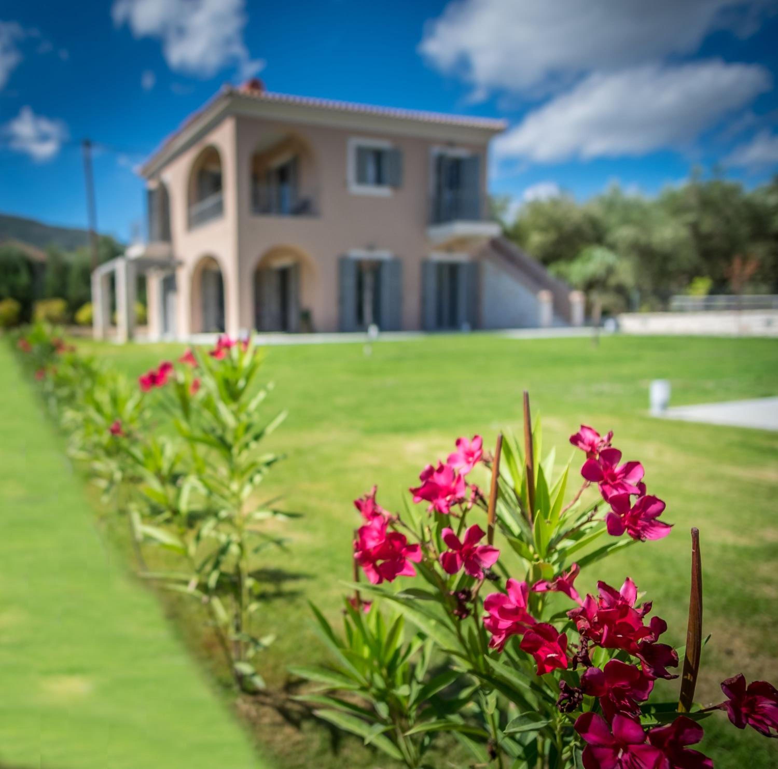 Villas Thalia