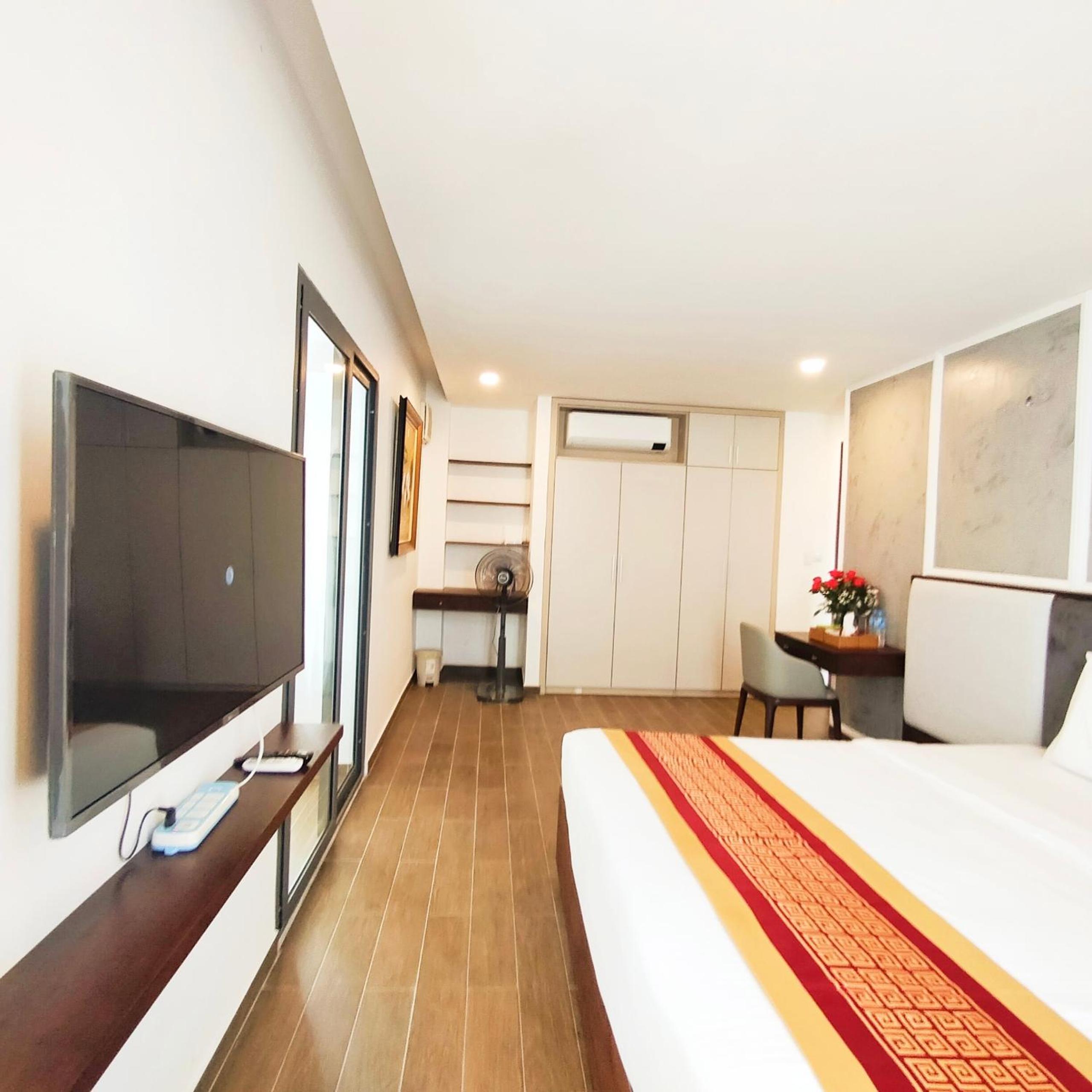 Photo 23