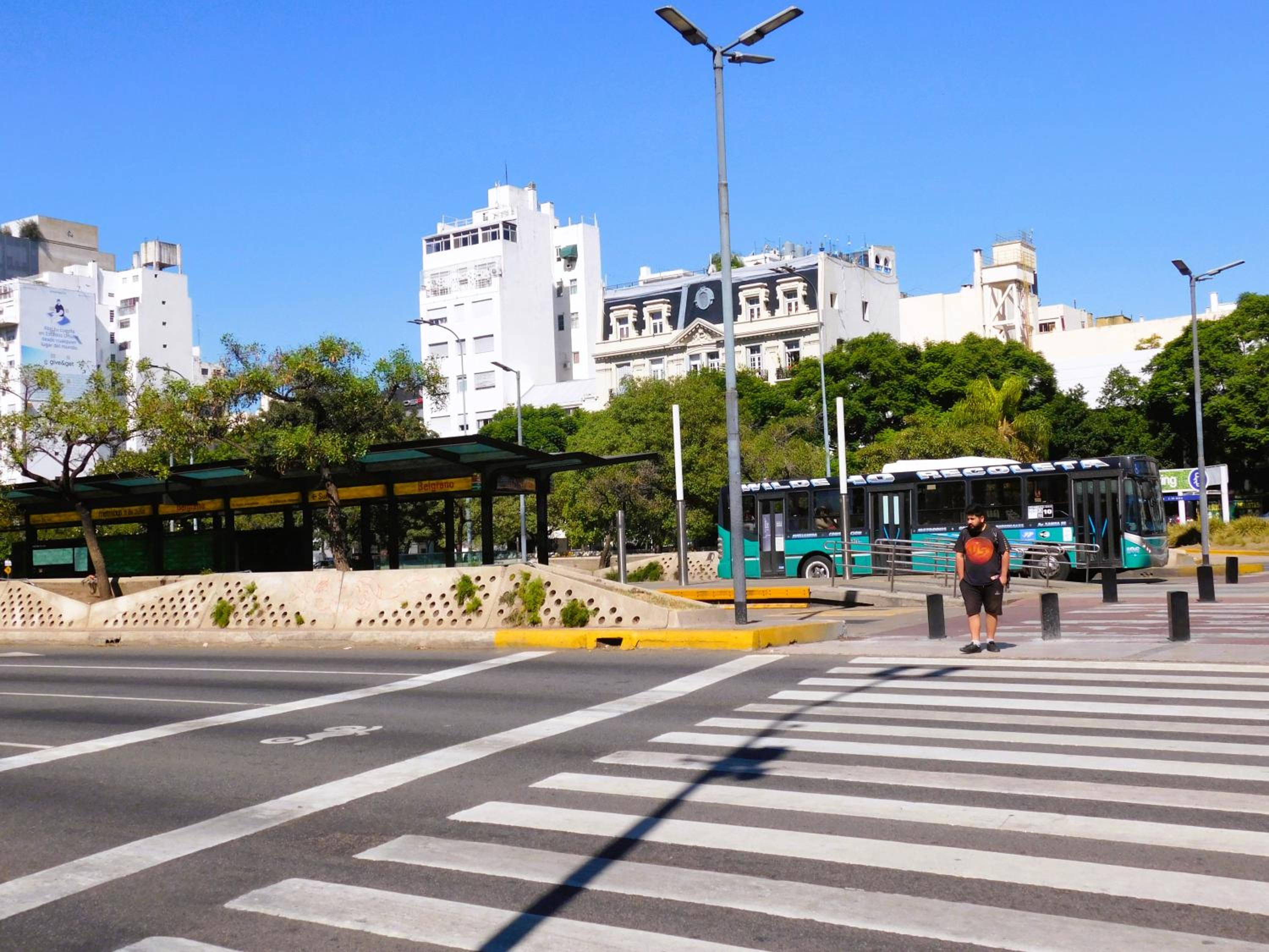APARTAMENTO OCHAVA Reseva por mas noches y paga menos