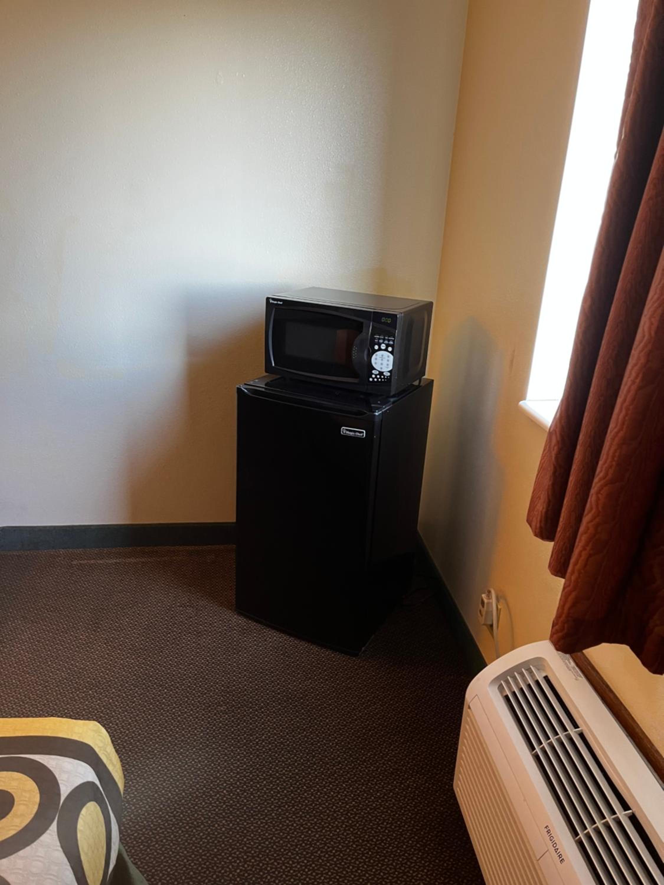 Super 8 by Wyndham Smithville Kansas City - Property Image 21