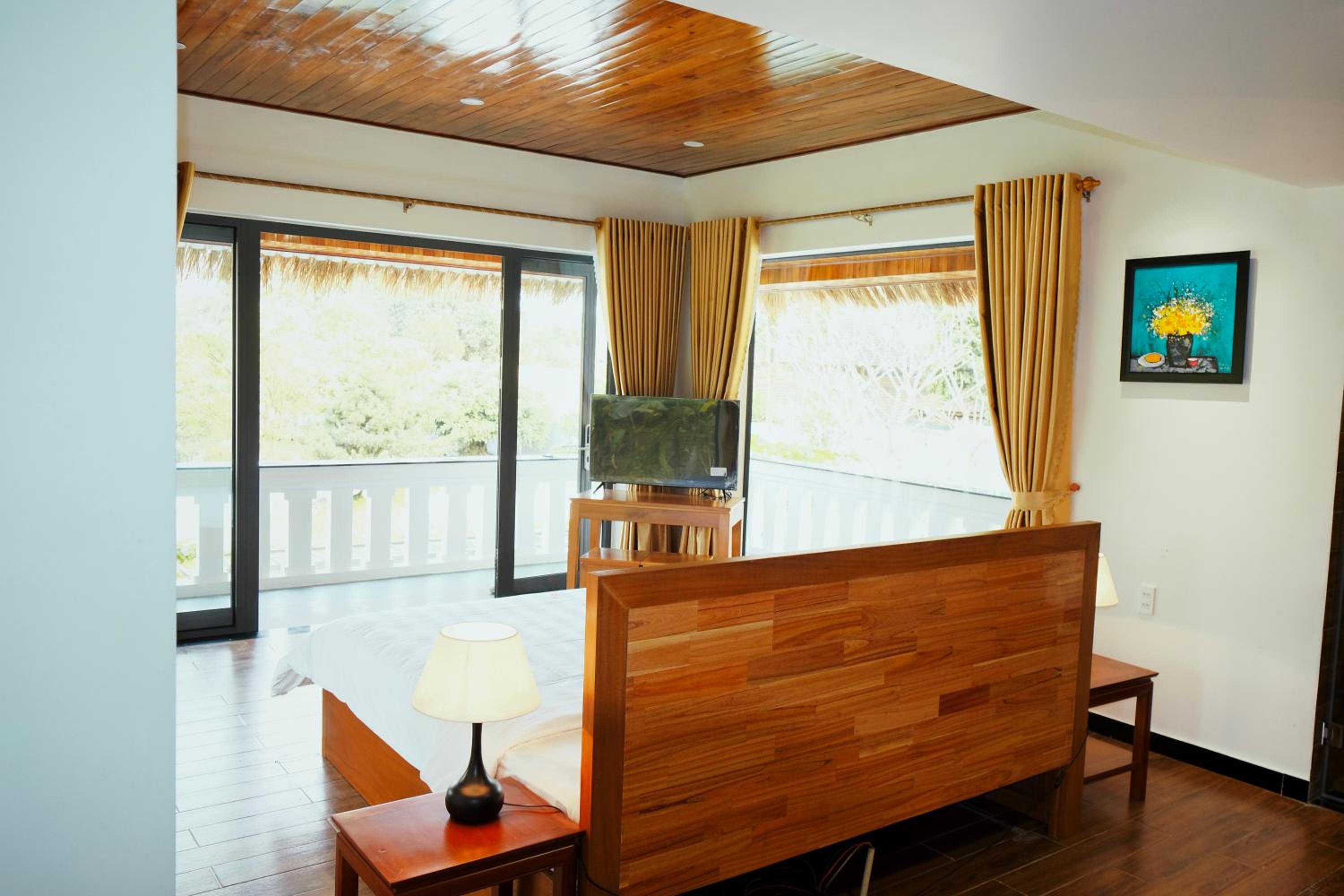 An Nam Hue Boutique