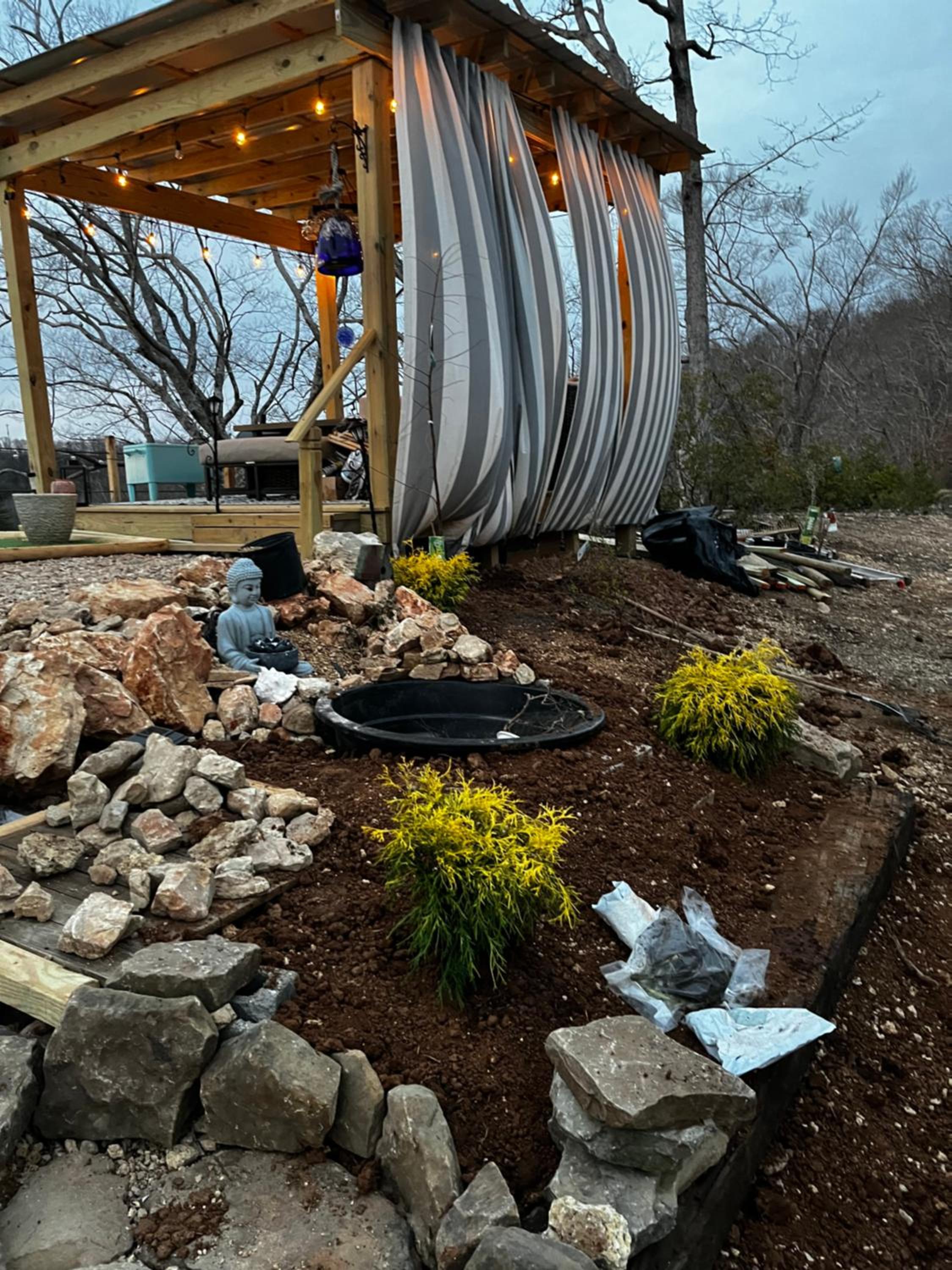 WATERFRONT LUXURY GLAMPING DOME