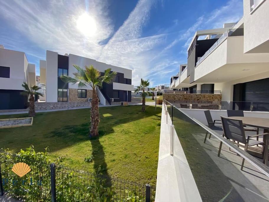 Beautiful new south facing bungalow with large terrace