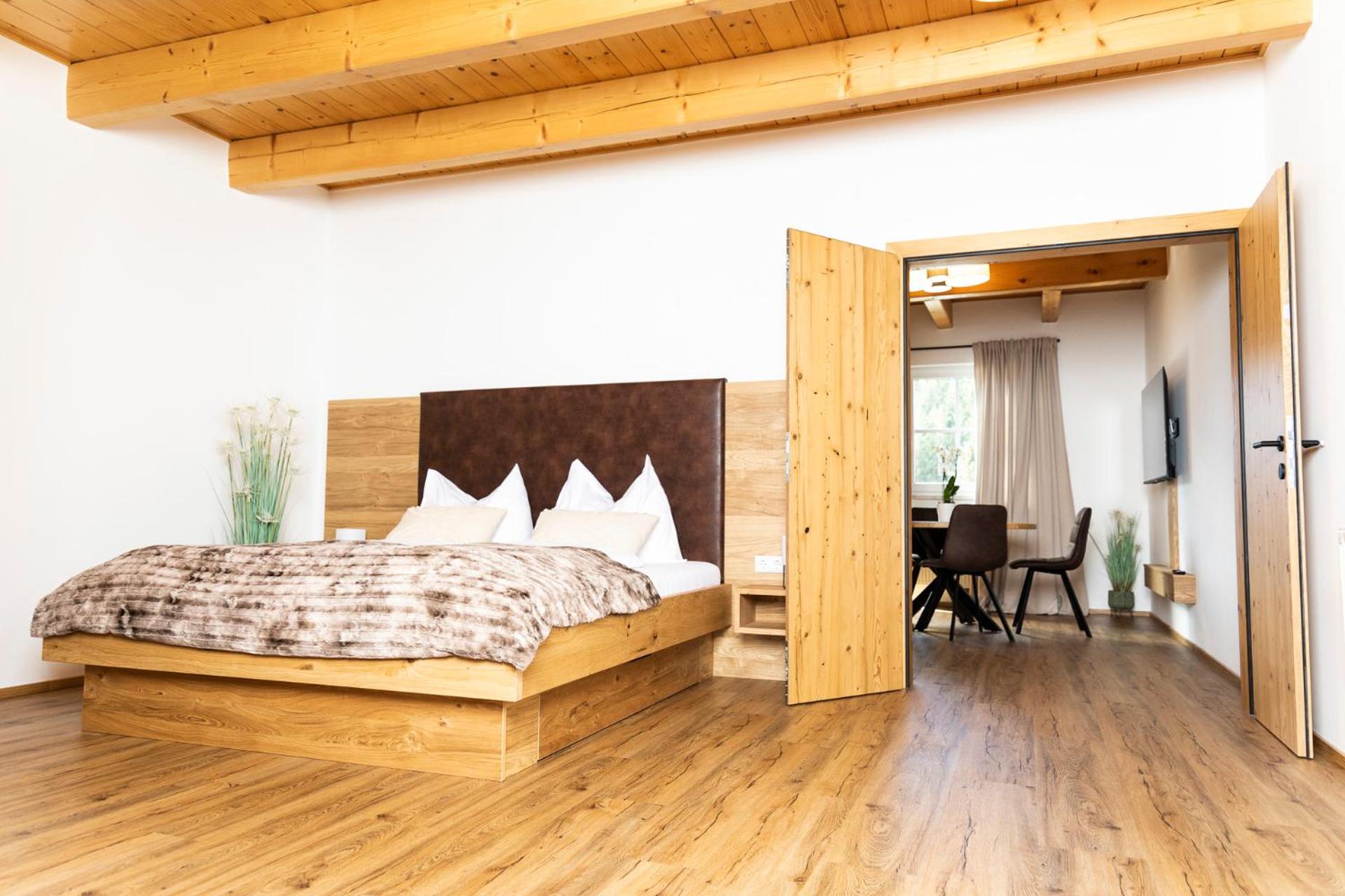 Photo 24
