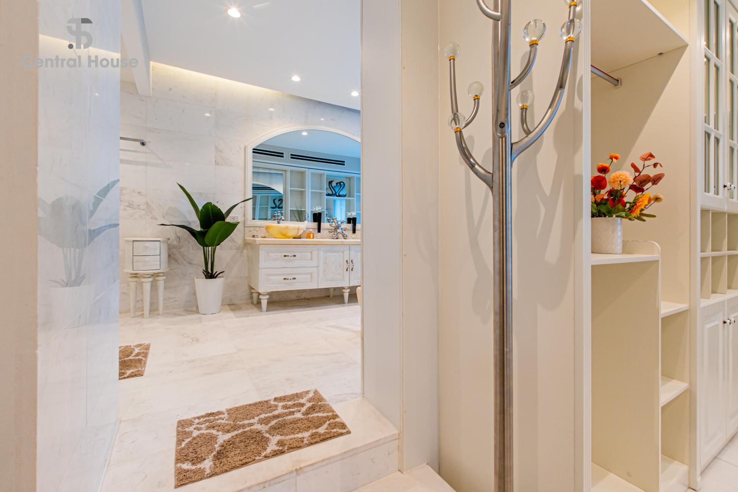 Park view Avalon Apartment District 1 HCM City