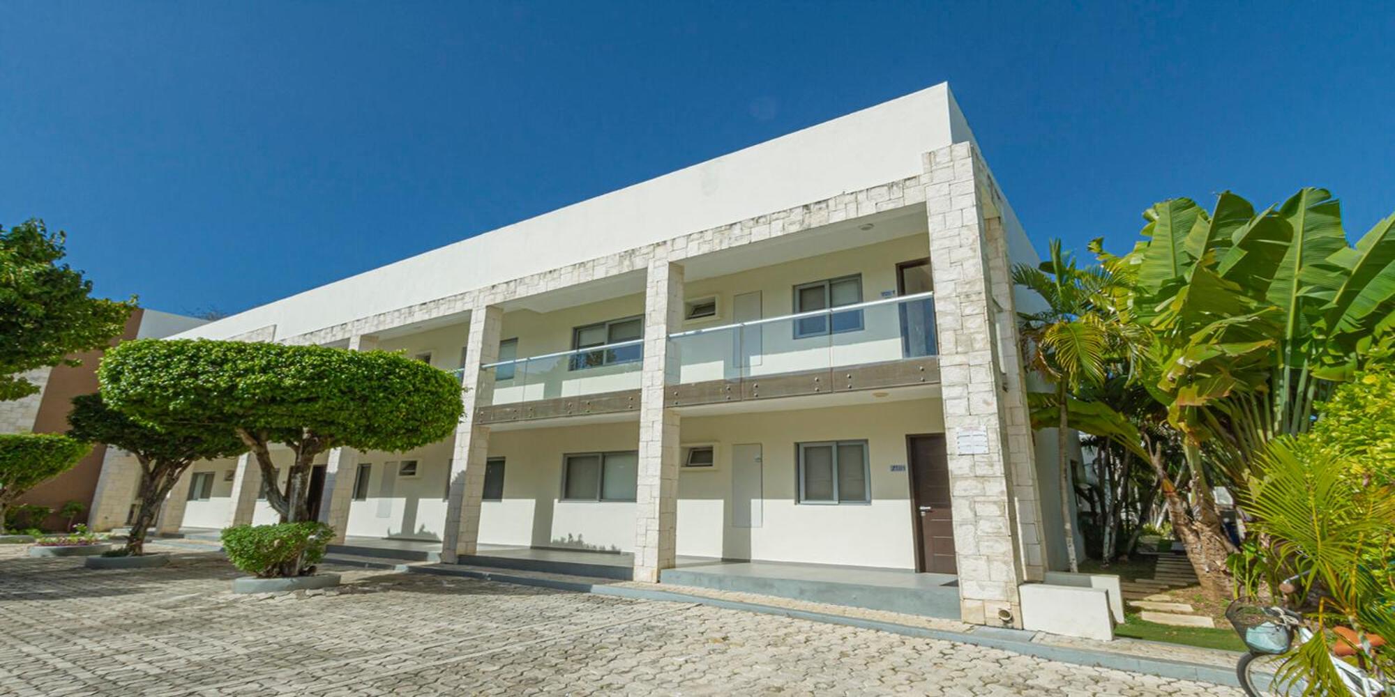 AKAB Modern & Tropical Apartment