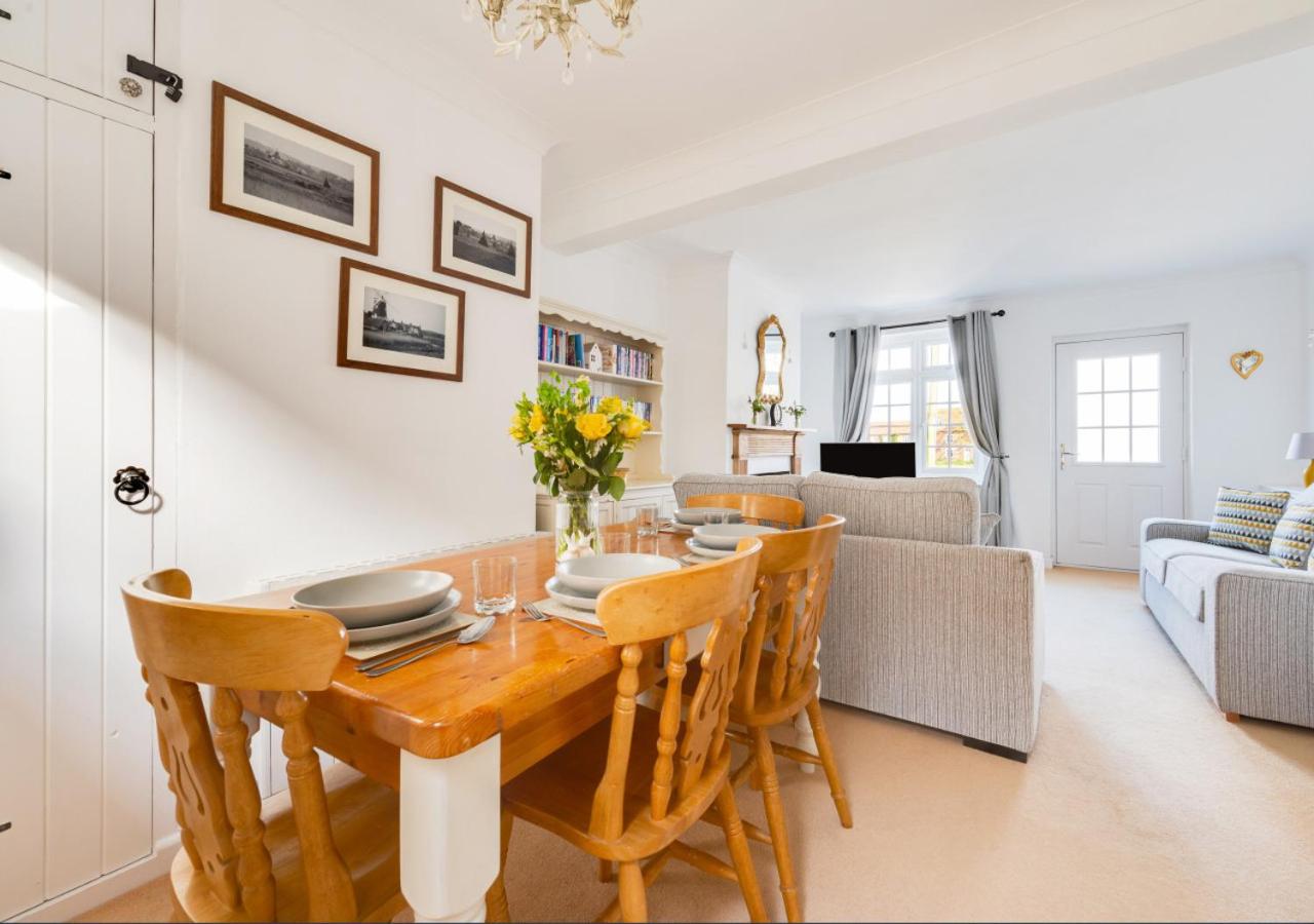2 Bed in Aldborough oc-2257 view 5