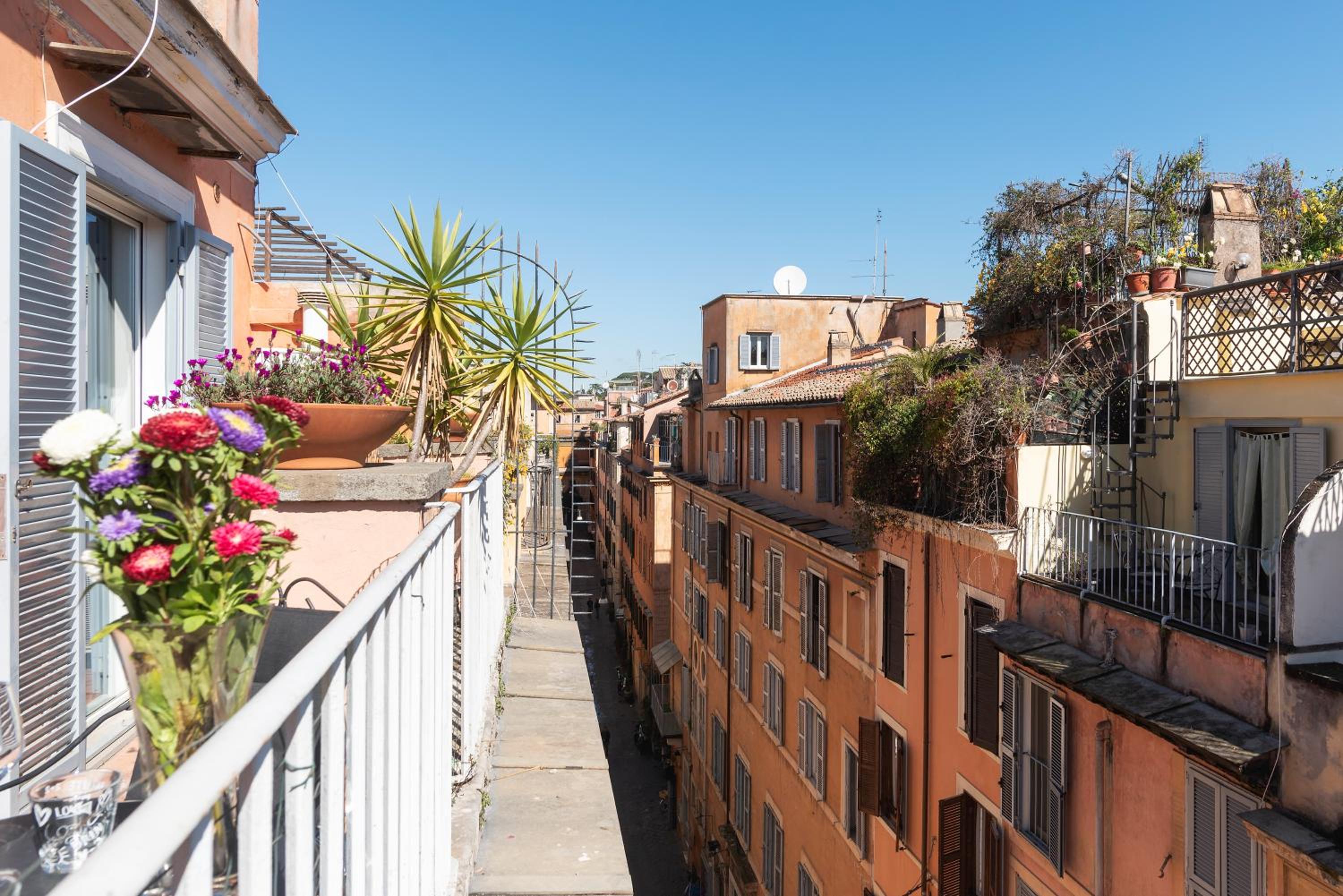 Spanish Steps Corner