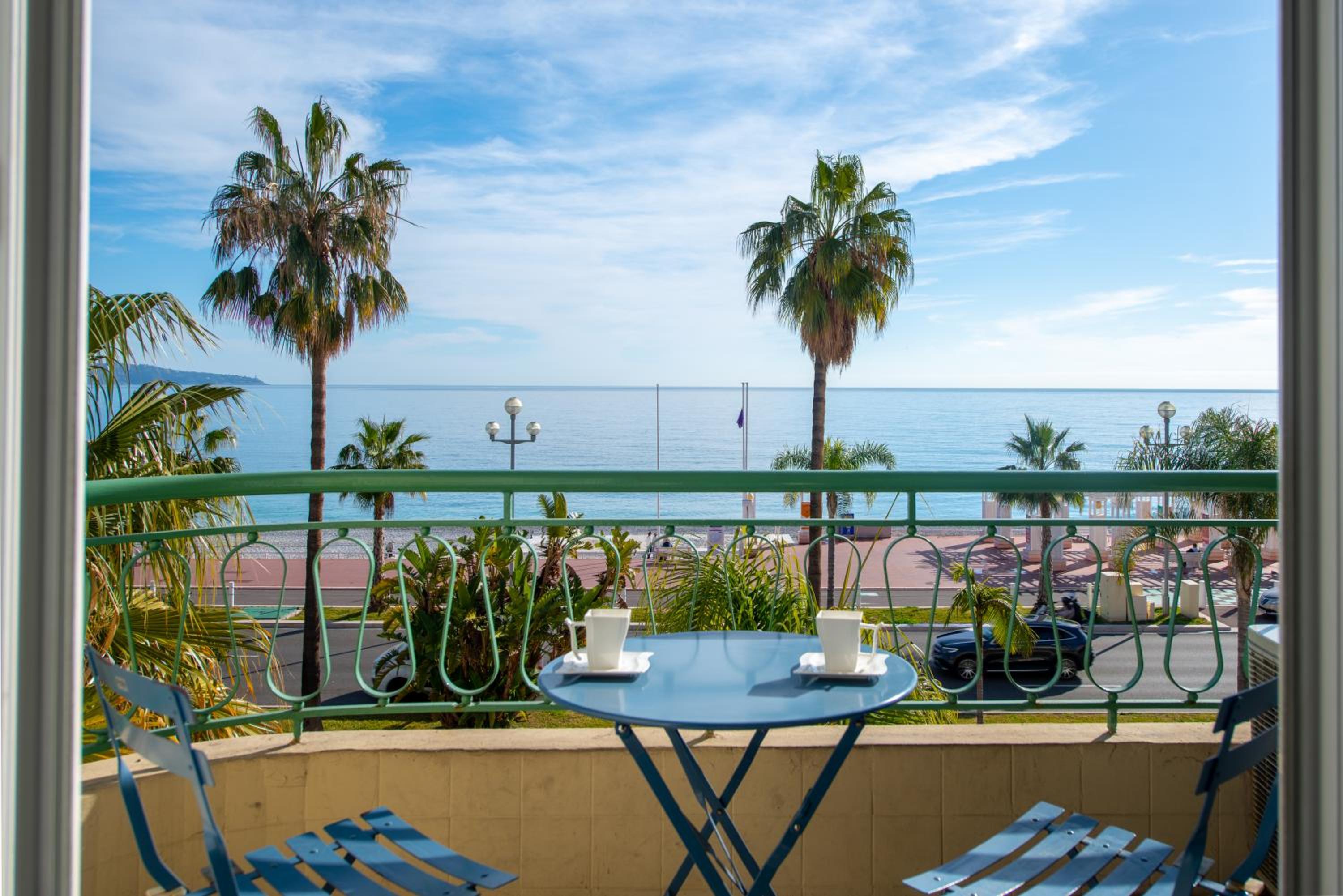 SEA FRONT SUITE - Panoramic View with Terrace - 85 m photo 4