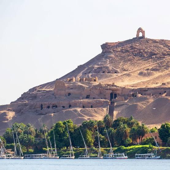 West aswan