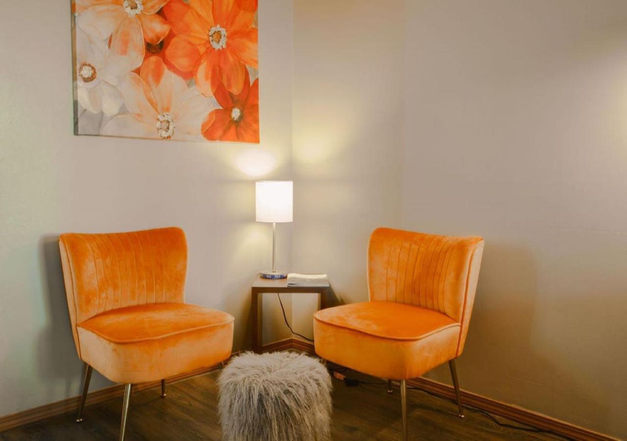 Shady Acre Inn and Suites