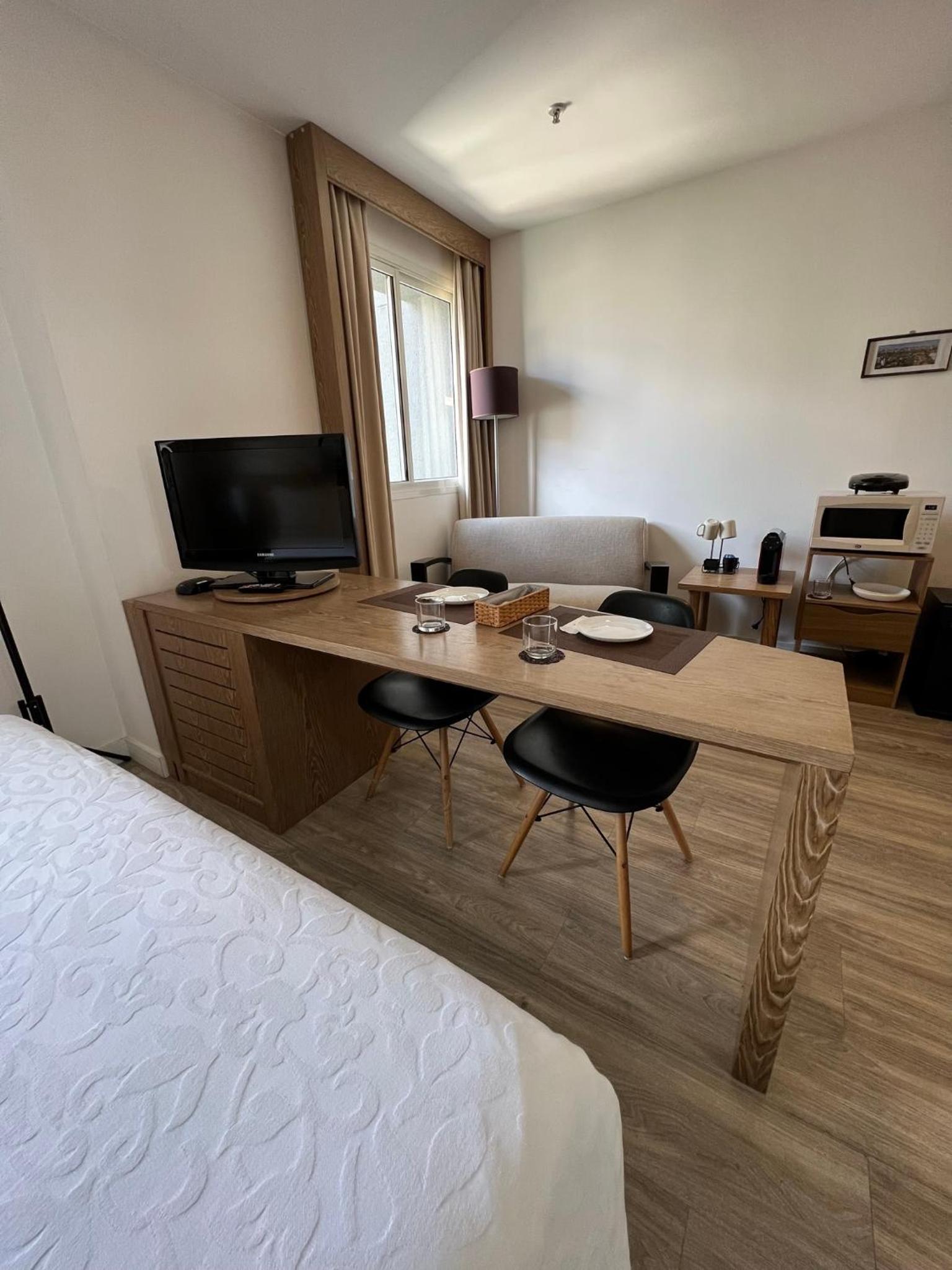 UNU 512 Jardins: Wifi, piscina +