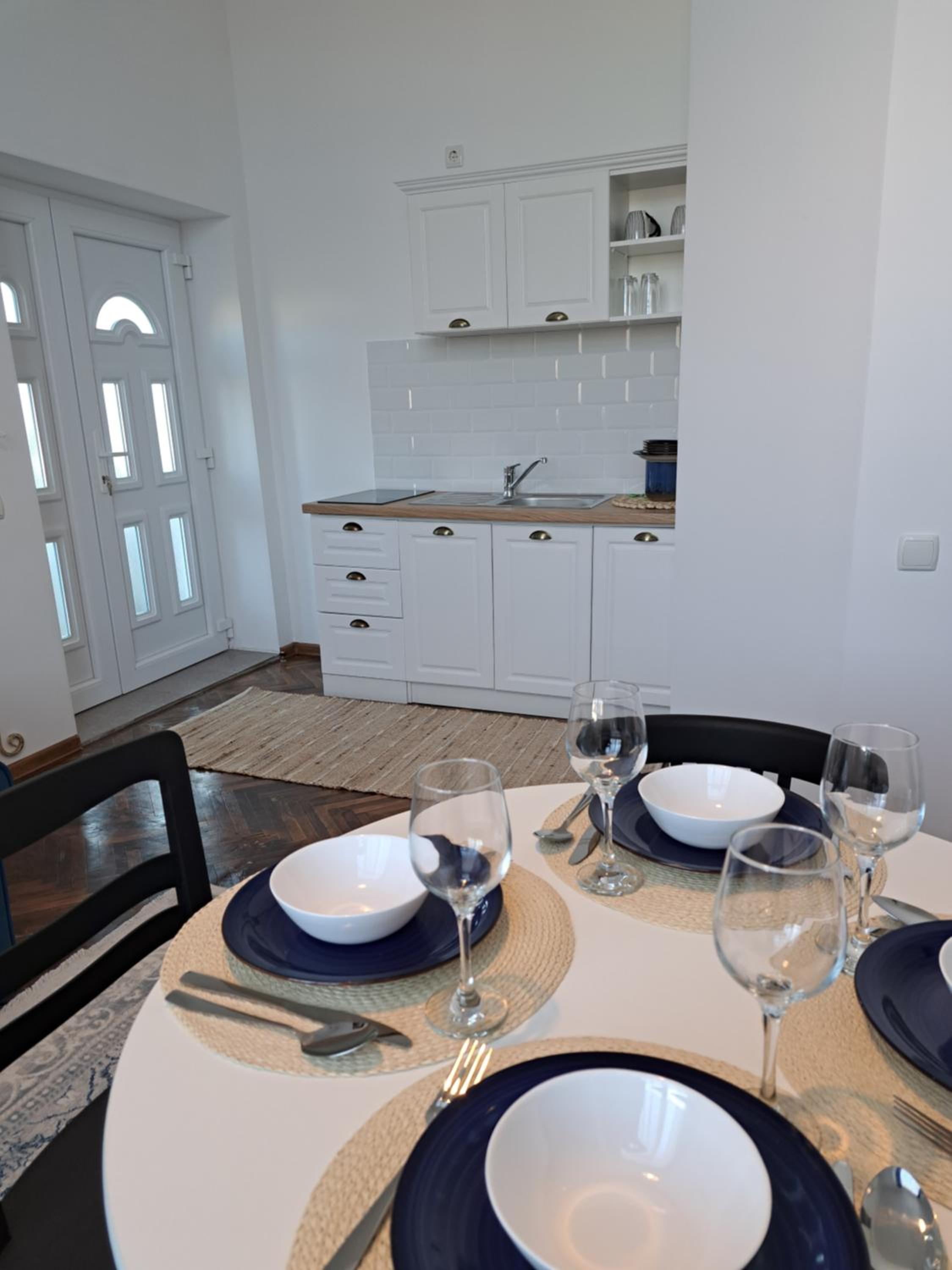 Weisz Apartment-City Center-Free Private Parking view 5