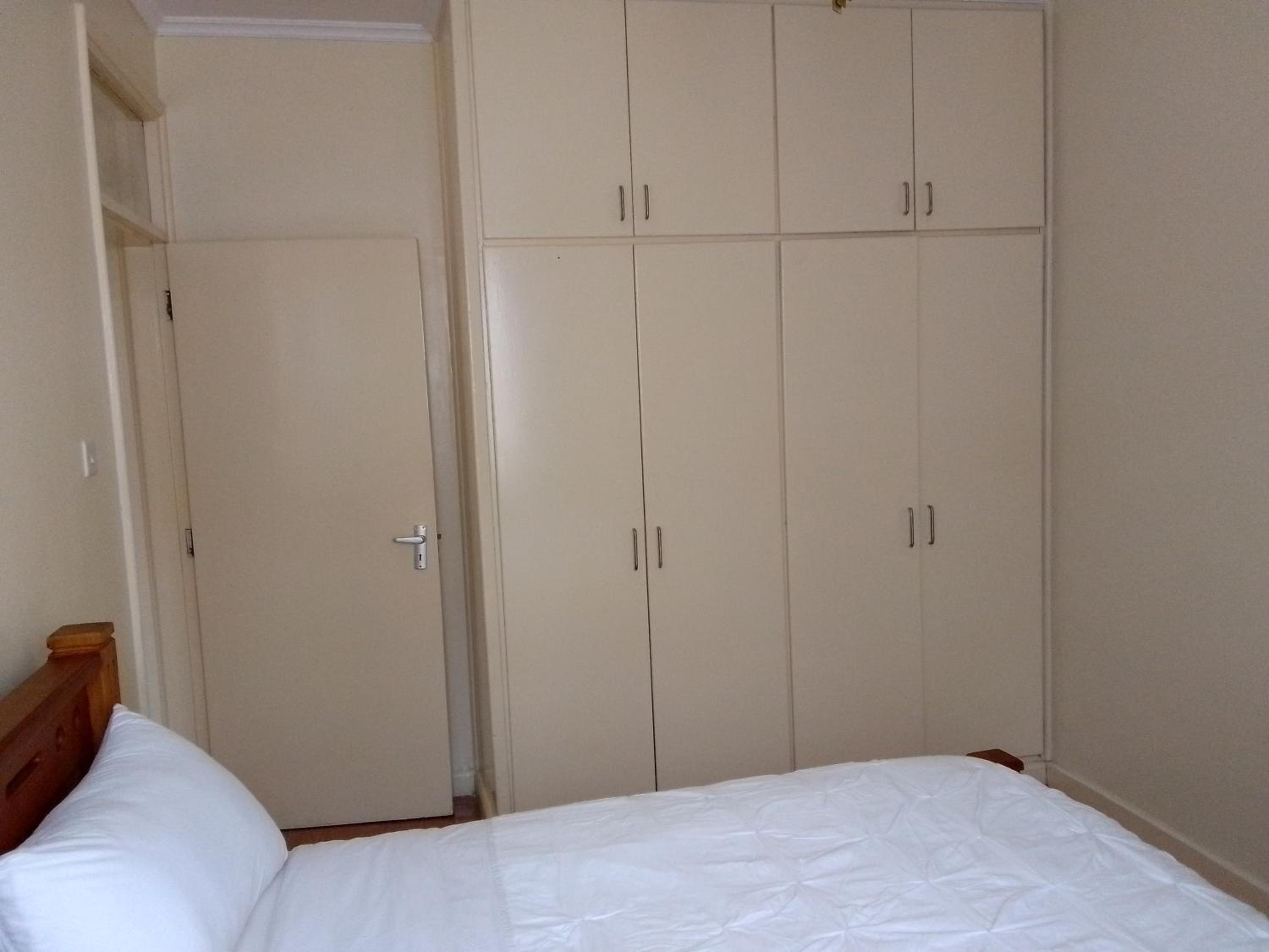 Tranquil haven - spacious, cozy, 1 bedroom view 5