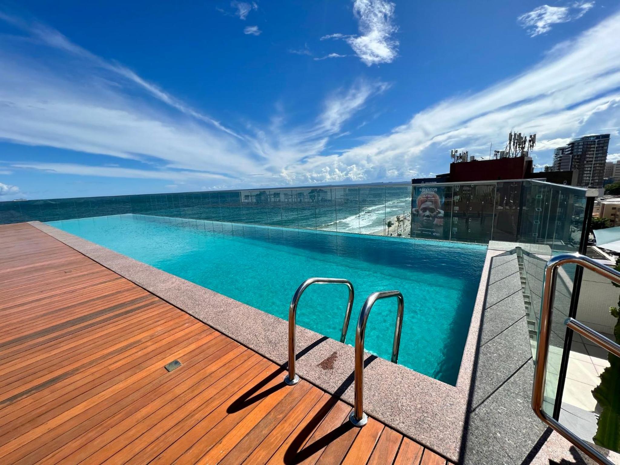UNU 205 Barra: Frente/Vista Mar, Piscina, Wi-Fi e+