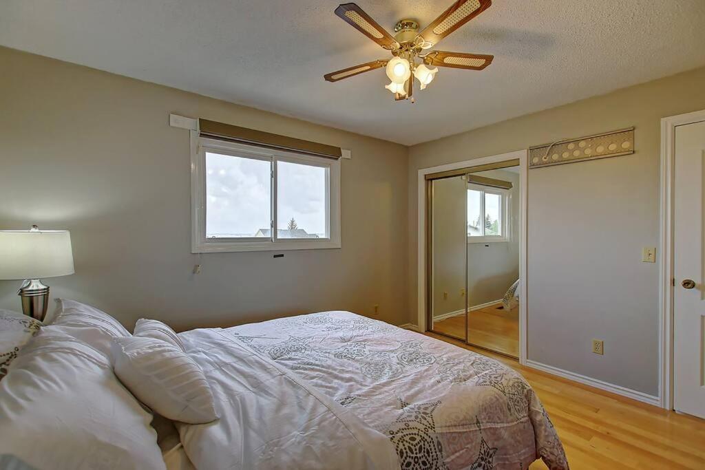 TASTEFULLY FURNISHED 5BR WITH 3BTHS AC Mins to DOWNTOWN AP