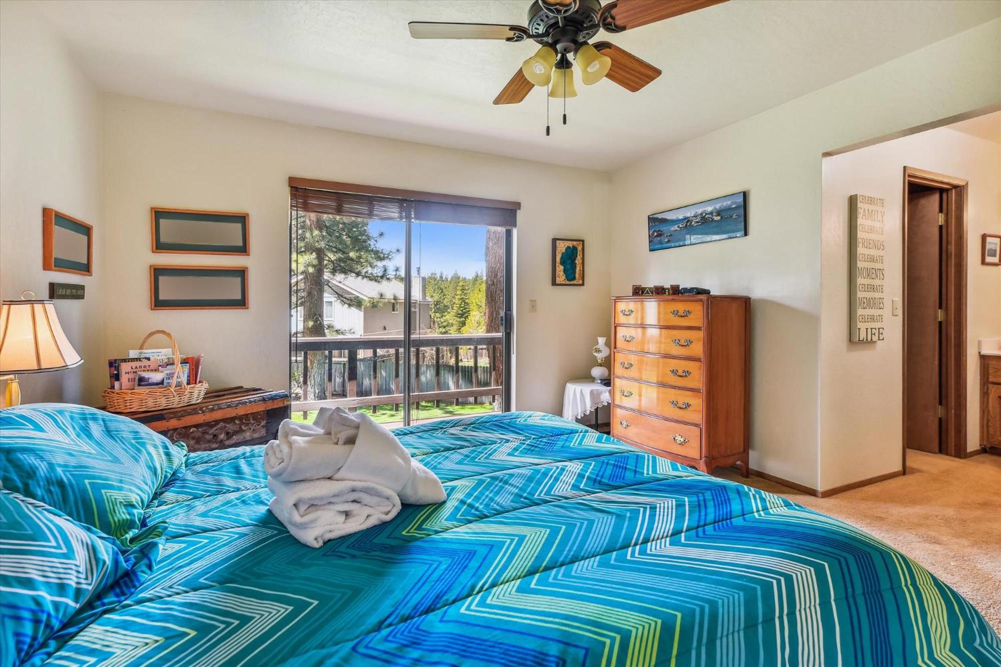 Minutes From Heavenly Valley & Lake Tahoe Beaches view 2