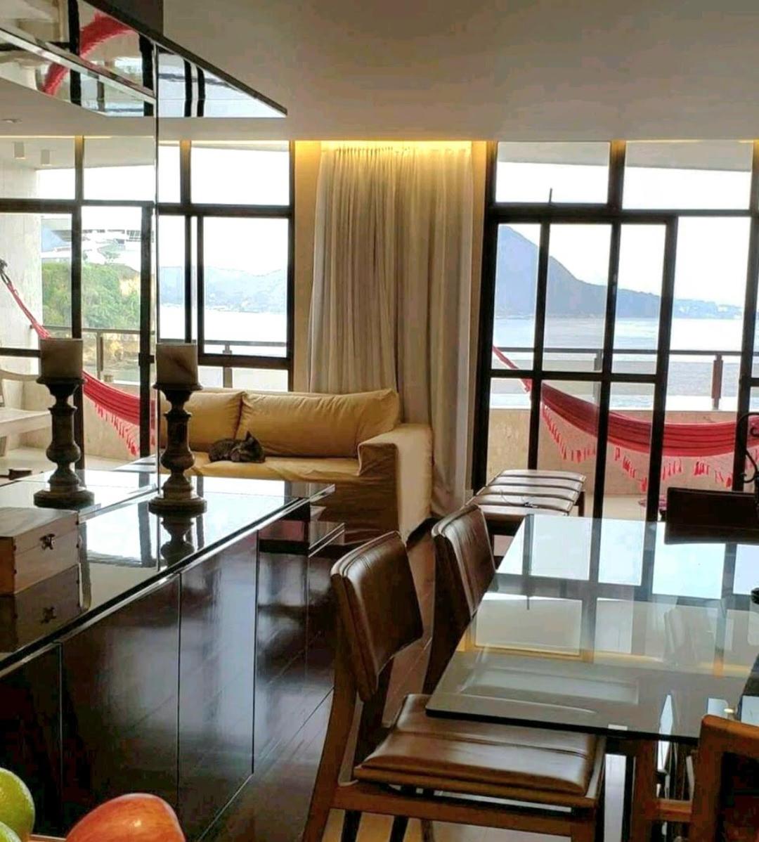 Apartamento Luxuoso Frente Mar e MAC