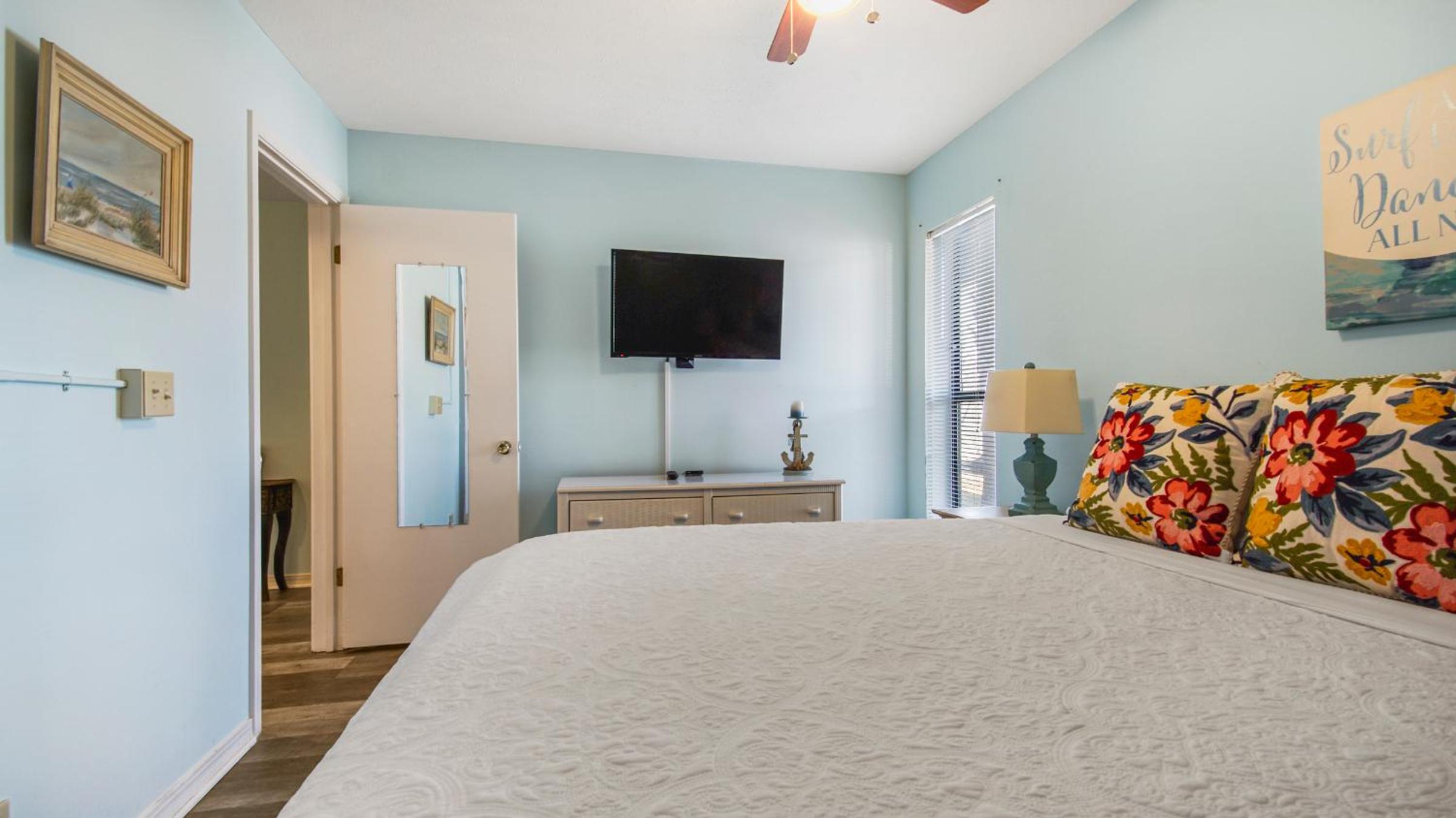 Endless Summer #C4 by Nautical Properties Vacation Rentals